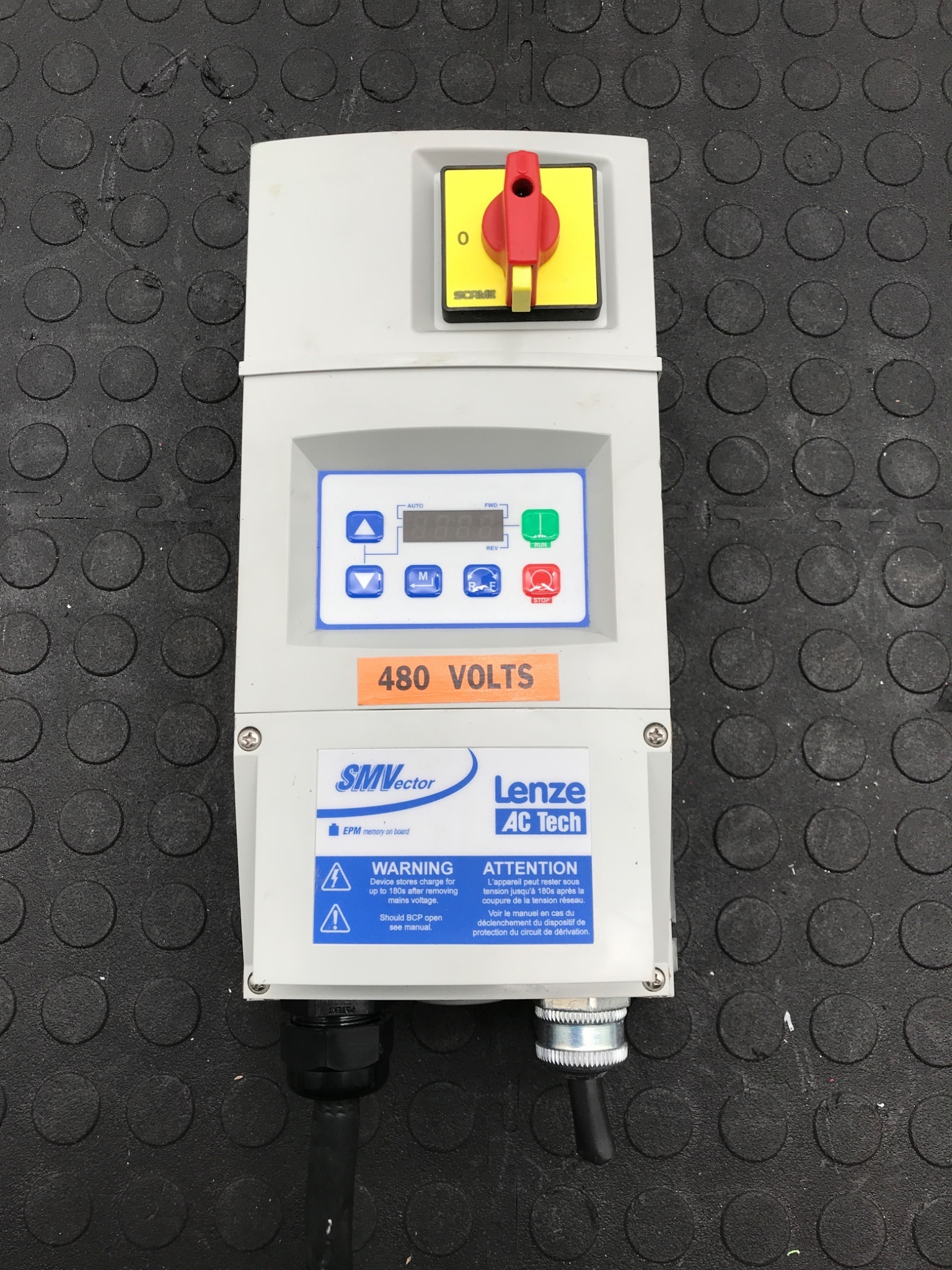 LENZE AC TECH ESV751N04TMC SMVector VFD Drive USED 0