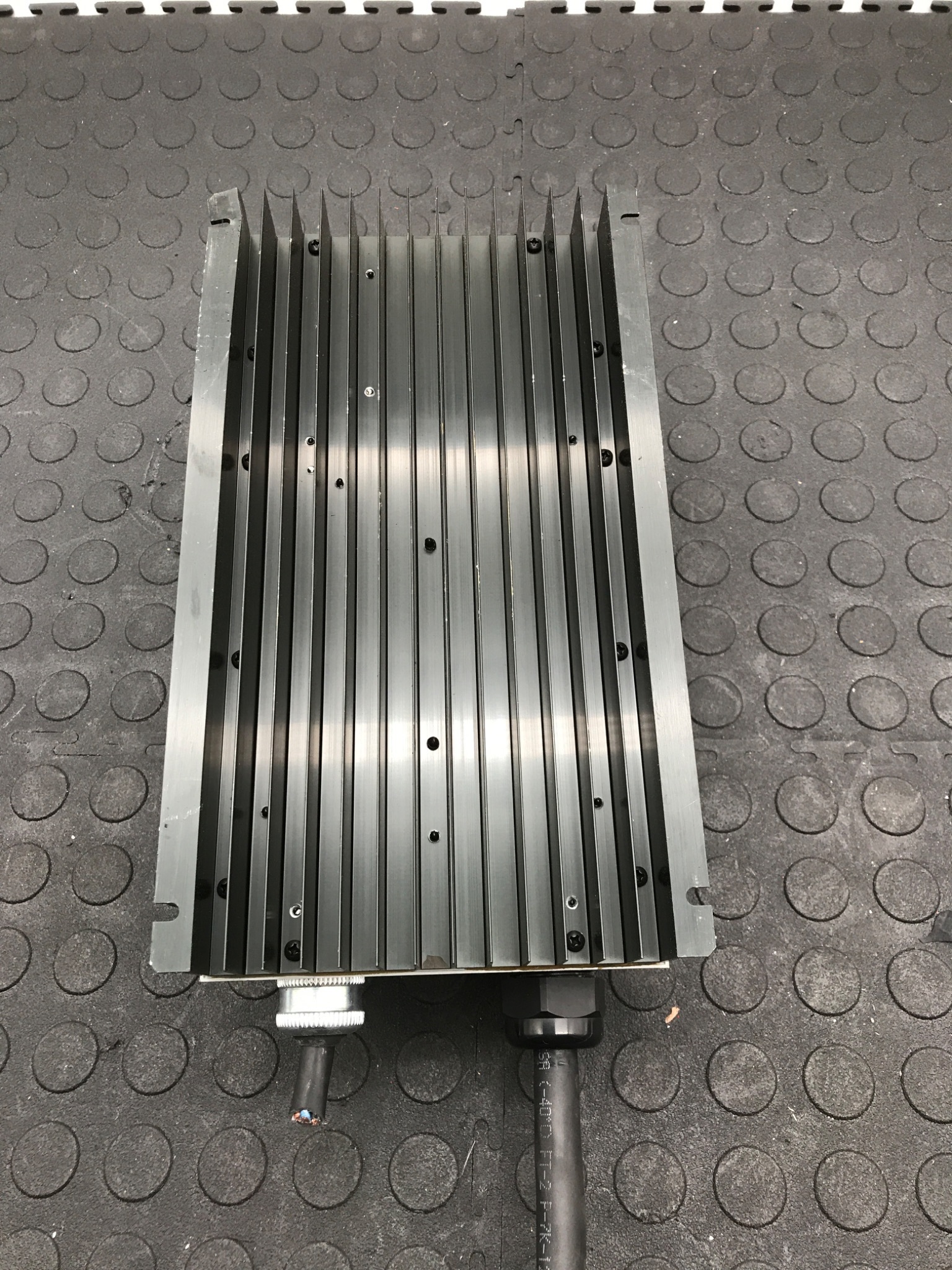 LENZE AC TECH ESV751N04TMC SMVector VFD Drive USED 3