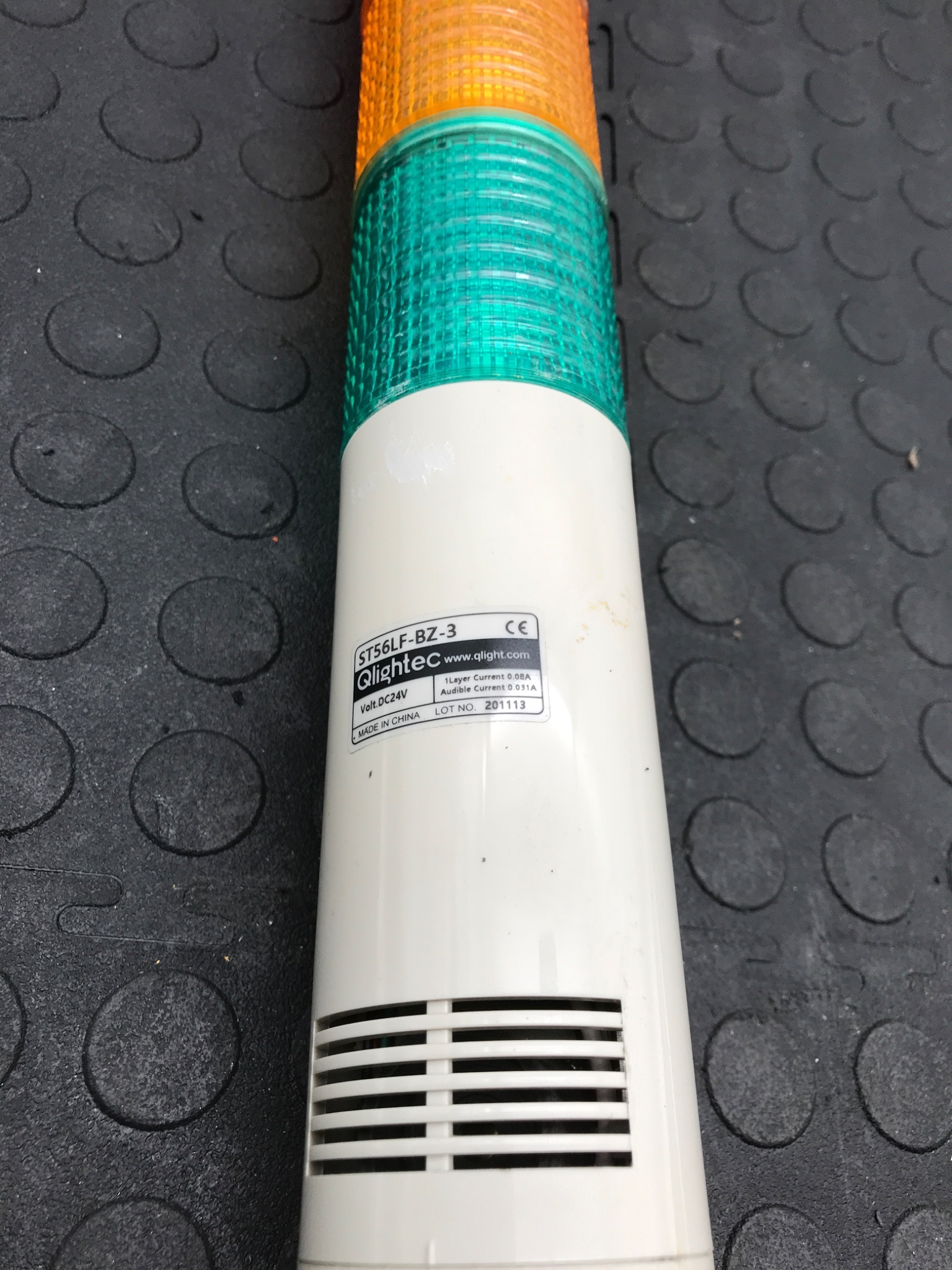 QLIGHTEC ST56LF‑BZ‑3 3‑Stack Signal Tower With Buzzer USED 1