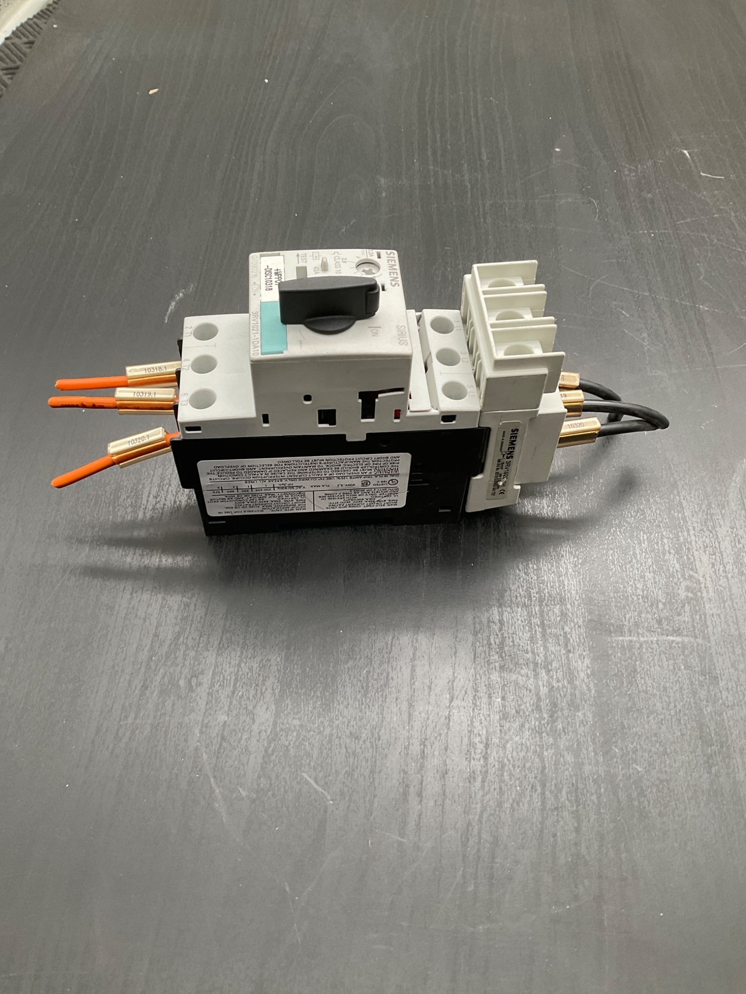 SIEMENS 3RV1021‑1DA10 Motor Protection Circuit Breaker USED 2