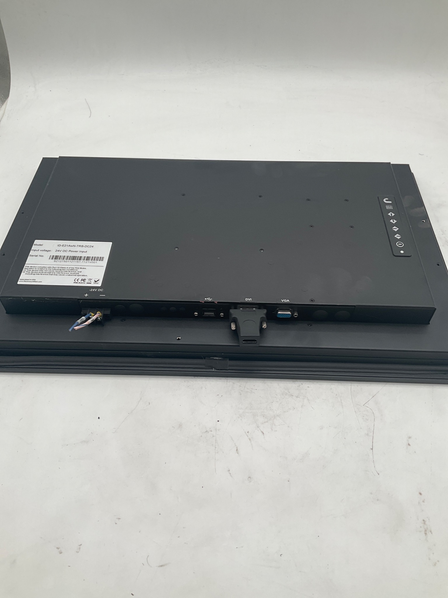 RACKMOUNT MART ID‑E21AwN‑TRB‑DC24 Industrial HMI USED 1