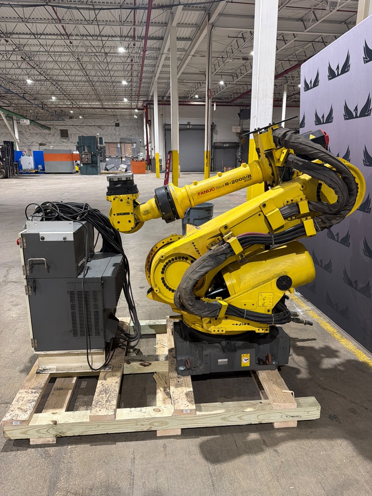 FANUC R-2000iB/210F Complete w/ R-30iB Controller USED 2