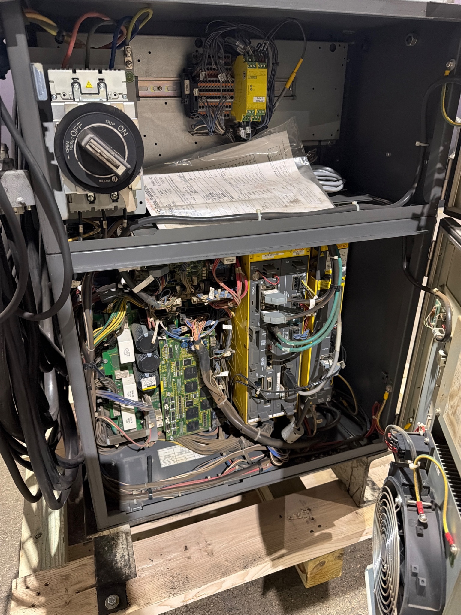 FANUC R-2000iB/210F Complete w/ R-30iB Controller USED 13