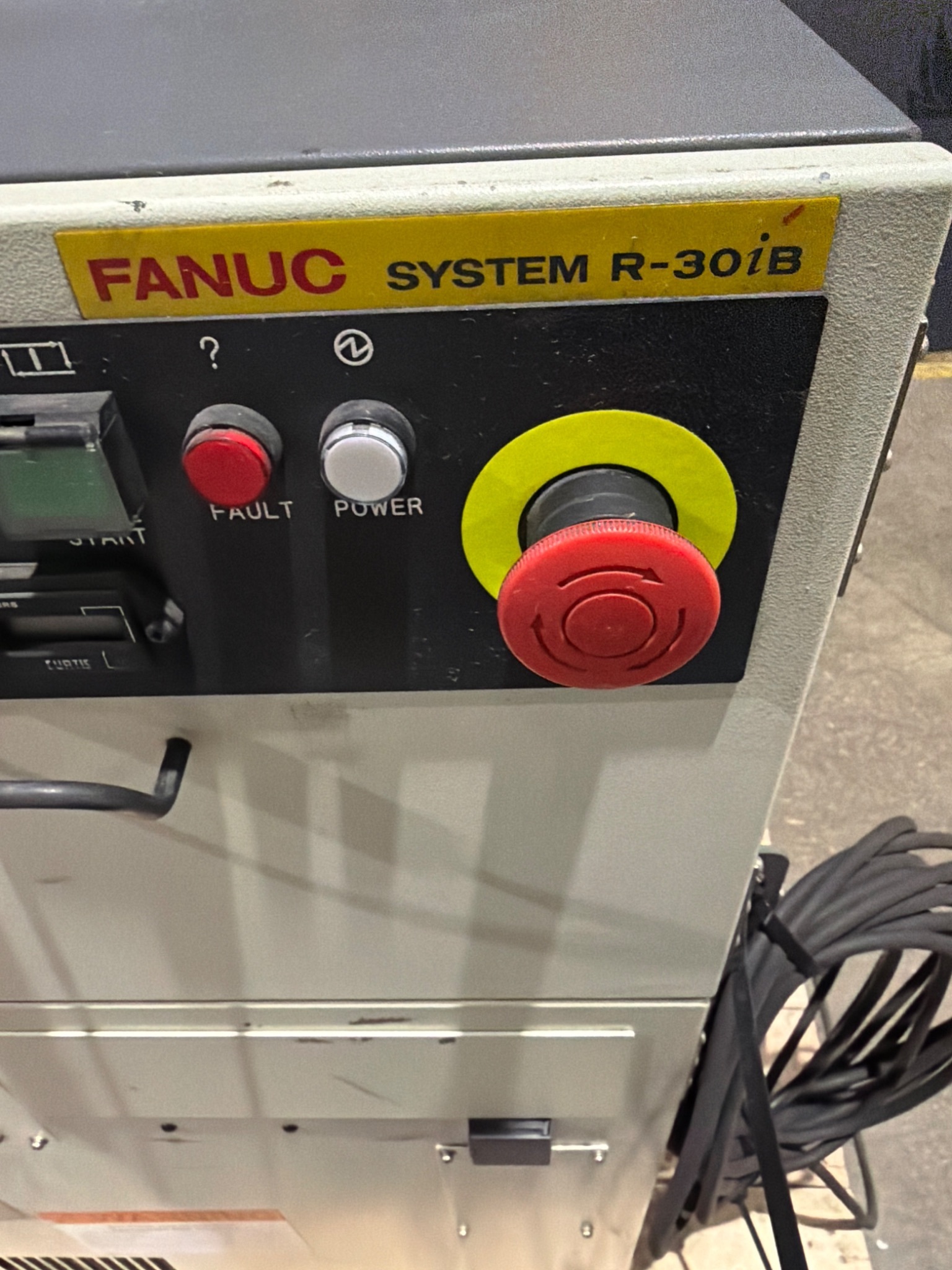 FANUC ArcMate 120iC Complete w/ R‑30iB Controller USED 3