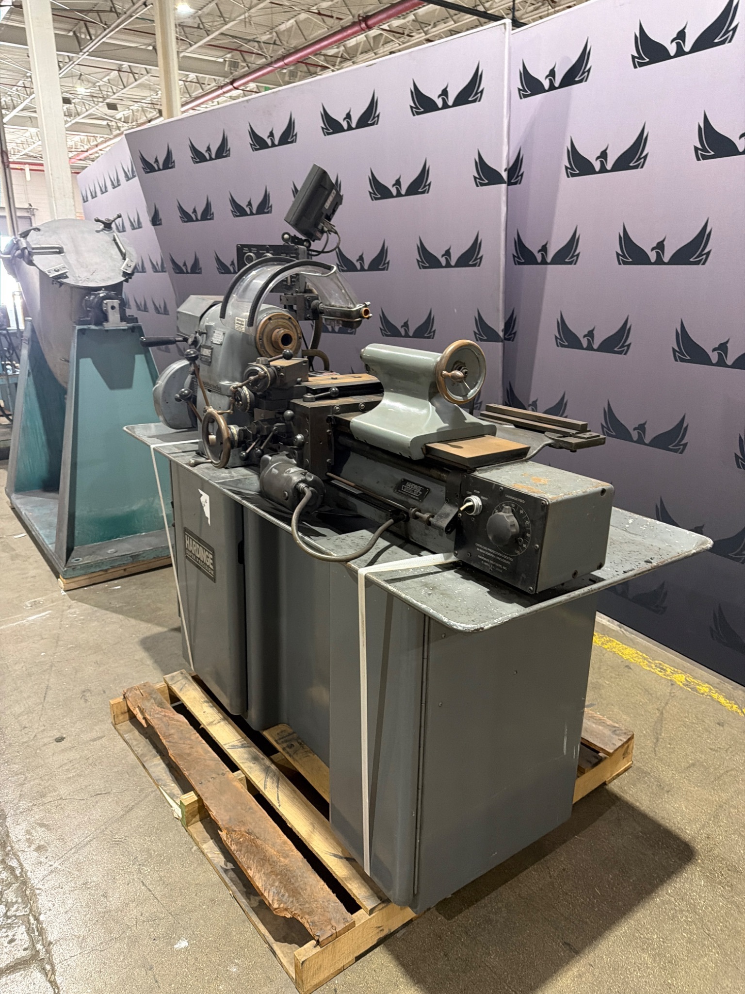 HARDINGE HLV‑H Super Precision Lathe 11" x 18" USED 1