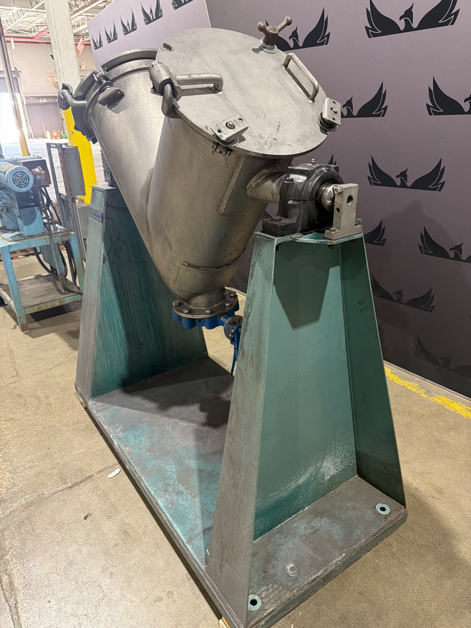 PATTERSON INDUSTRIES KA-47 Twin-Shell V‑Blender USED 3
