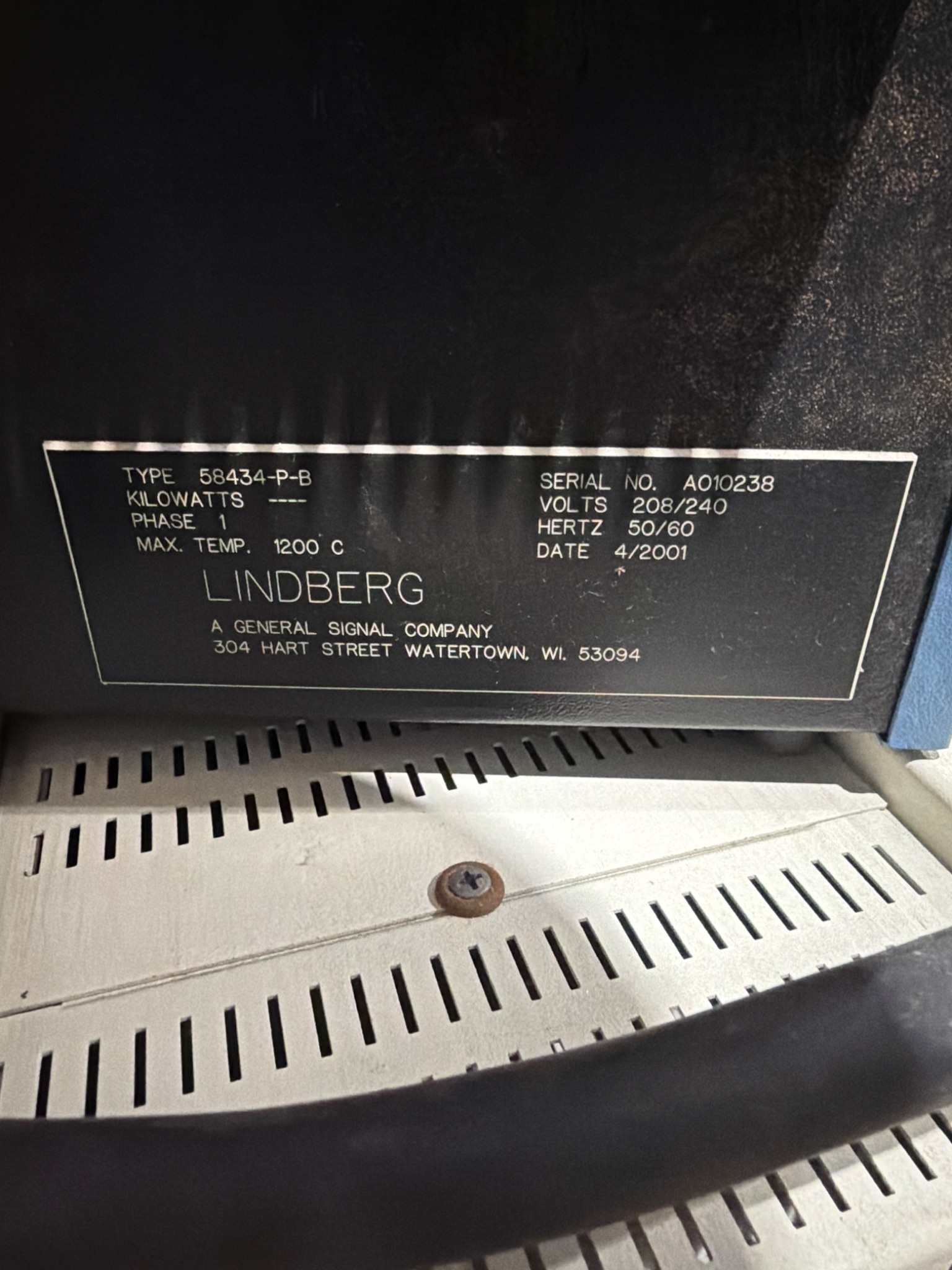 LINDBERG Blue M HTF55347C 1200°C Tube Furnace w/ 58434‑P‑B Control Console USED 5