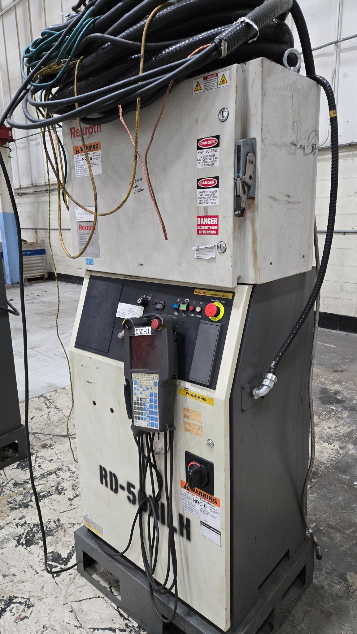 FANUC R-2000iB/210F Complete w/ R-30iA Controls & Rexroth Weld Controller USED 6