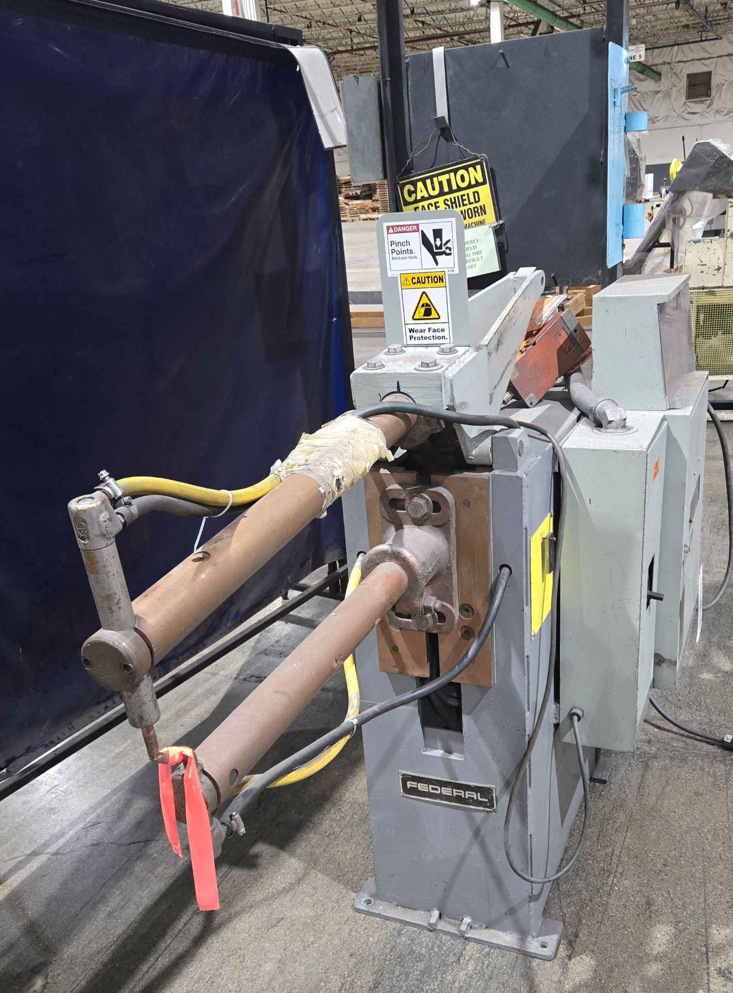 BERKLEY DAVIS RA-3-36 WELDER 440V 50 KVA 36" THROAT USED 1
