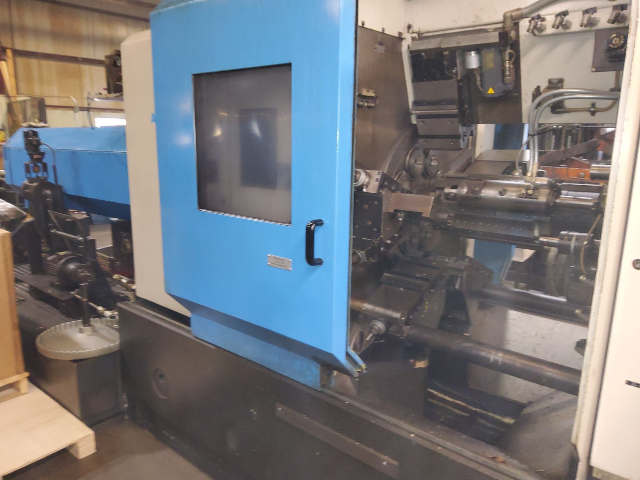 1998 SCHUTTE AF32SDNT CNC SCREW MACHINE 1