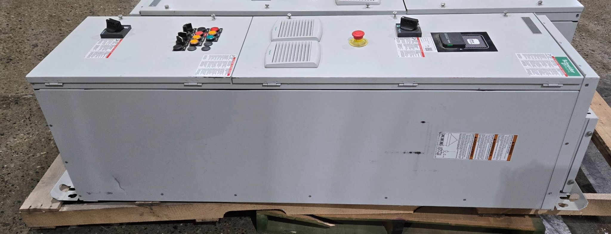 SCHNEIDER ELECTRIC ATV660U75N4BPMFPLS Altivar Process Drive USED 1