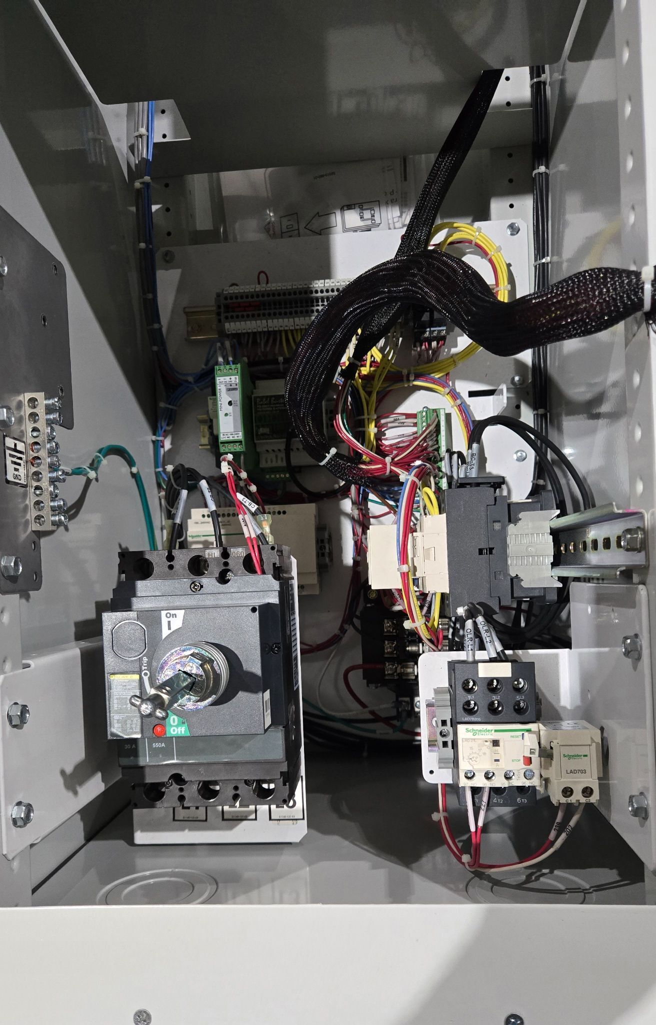 SCHNEIDER ELECTRIC ATV660U75N4BPMFPLS Altivar Process Drive USED 7
