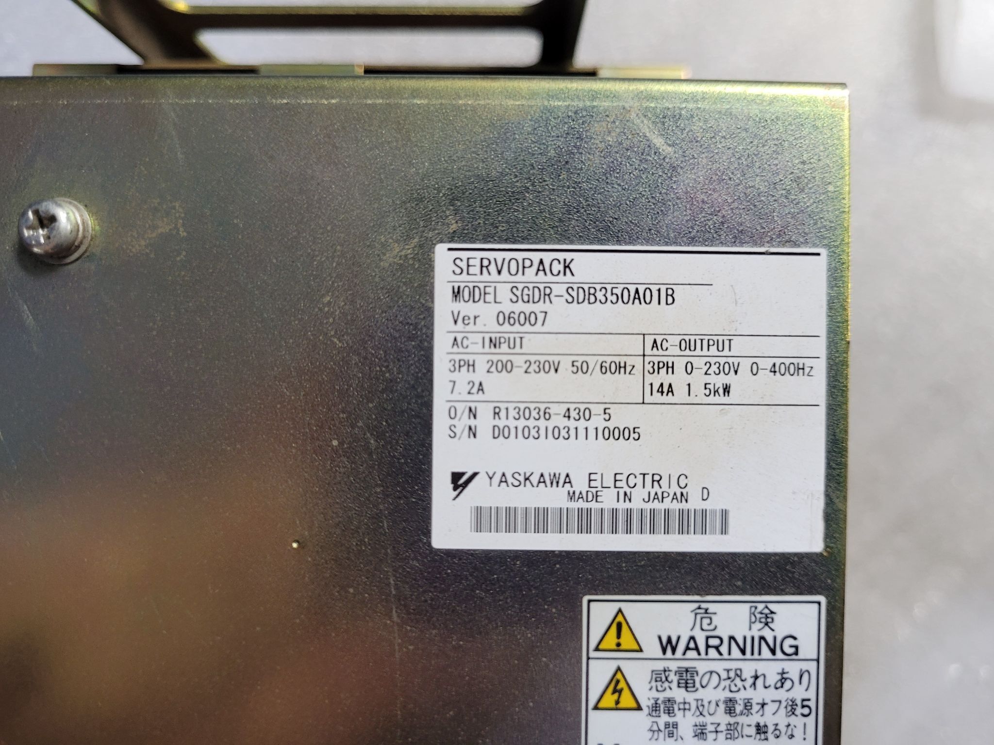 YASKAWA ELECTRIC SGDR-SDB350A01B SERVO AMPLIFIER USED 3