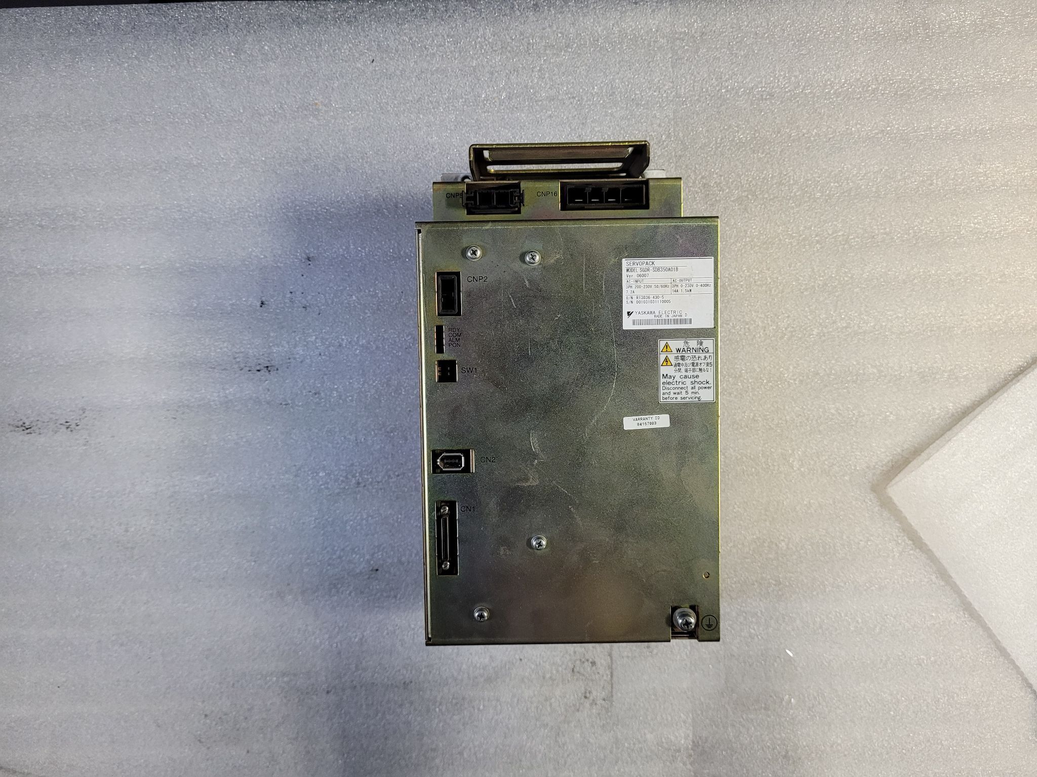 YASKAWA ELECTRIC SGDR-SDB350A01B SERVO AMPLIFIER USED 2