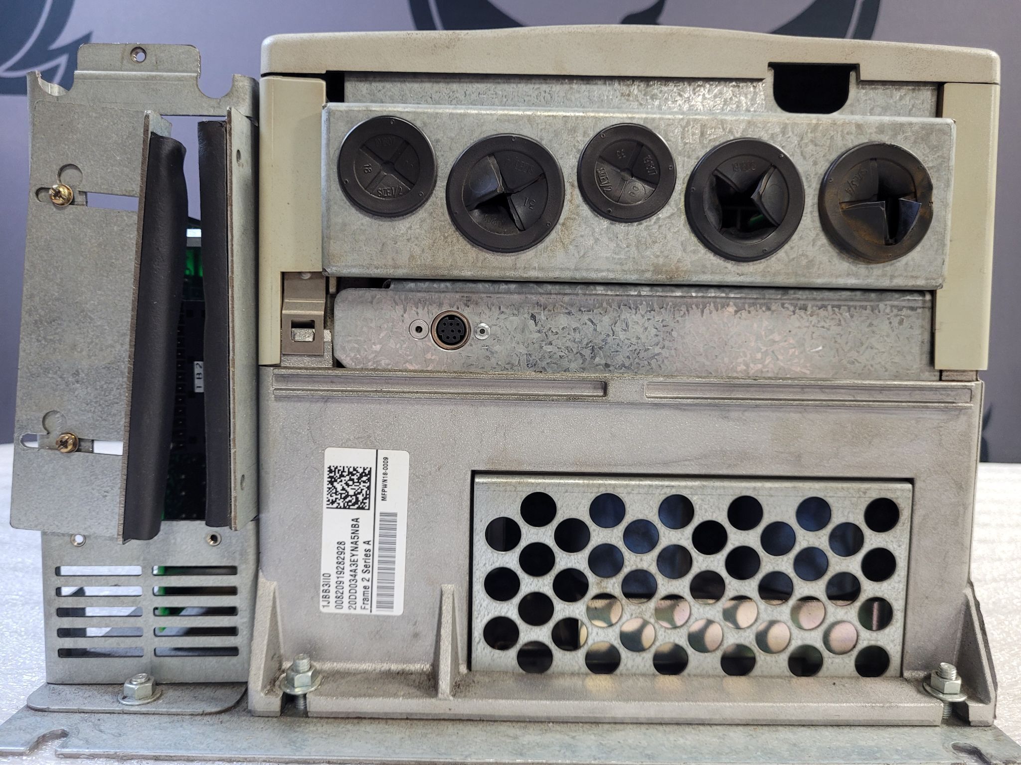 ALLEN BRADLEY 20DD034A3EYNA5NBA PowerFlex 700S AC Drive 25HP 480V USED 1