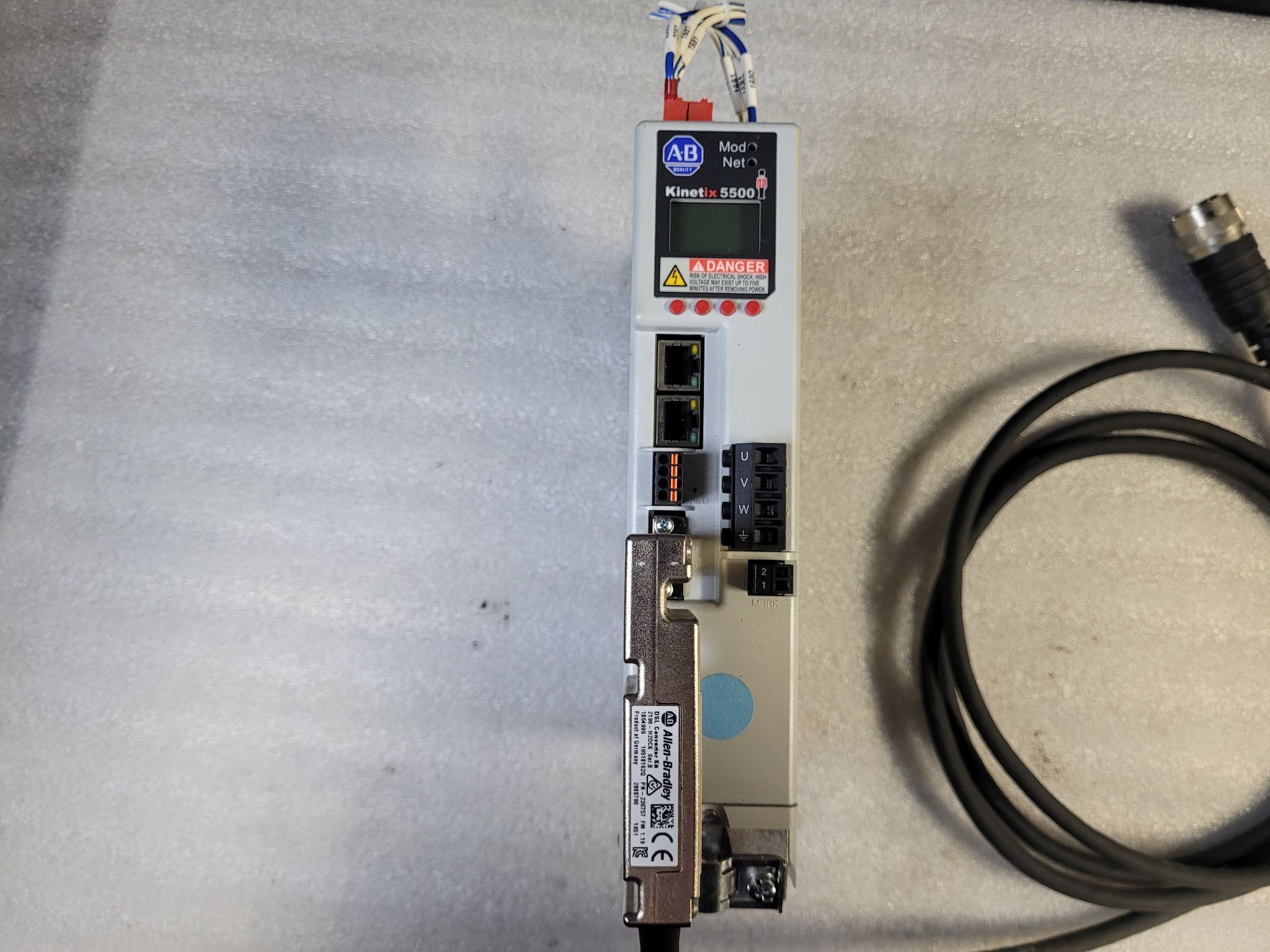 ALLEN BRADLEY 2198-H015-ERS KINETIX 5500 SERVO DRIVE USED 1