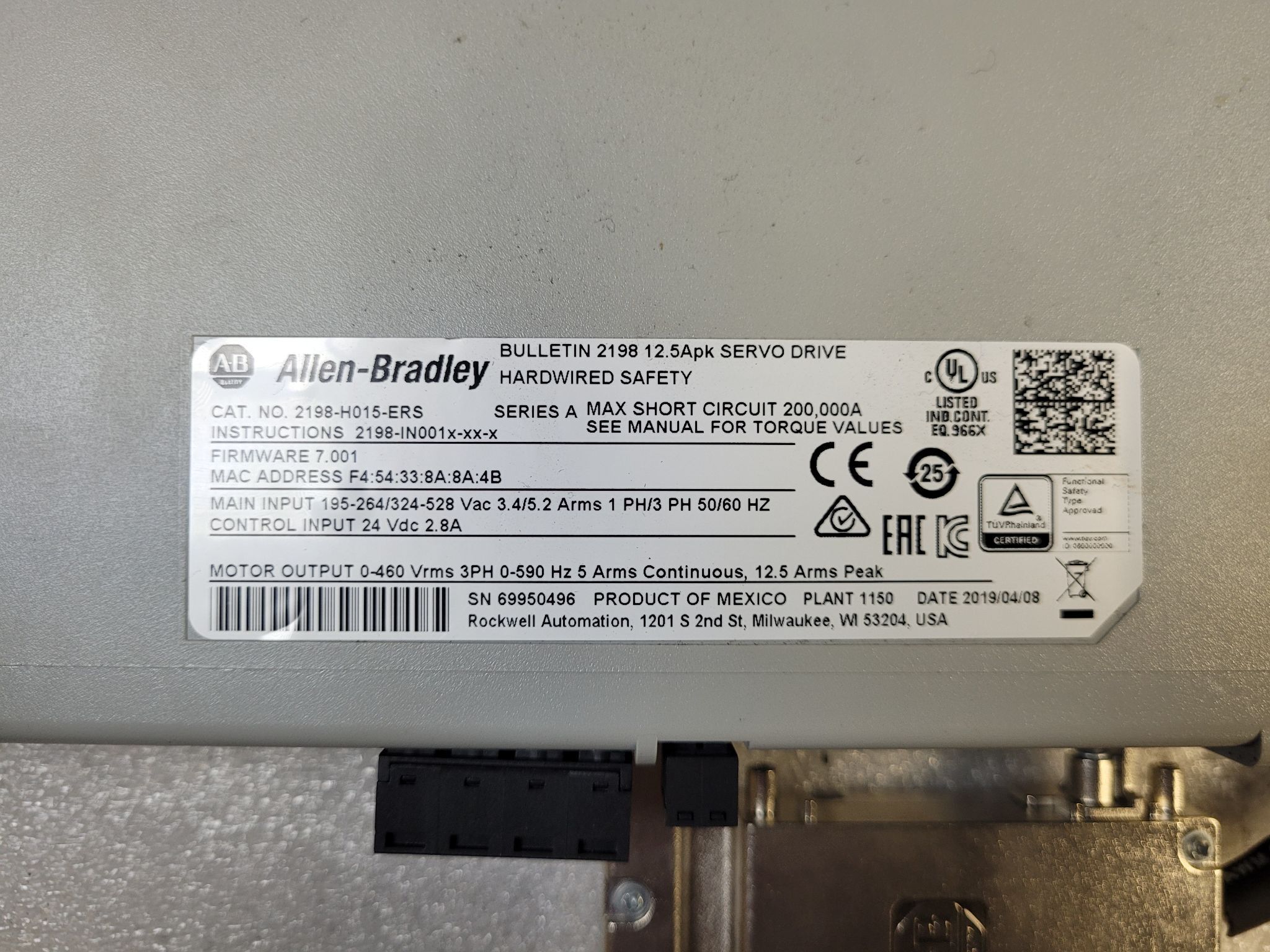 ALLEN BRADLEY 2198-H015-ERS KINETIX 5500 SERVO DRIVE USED 4