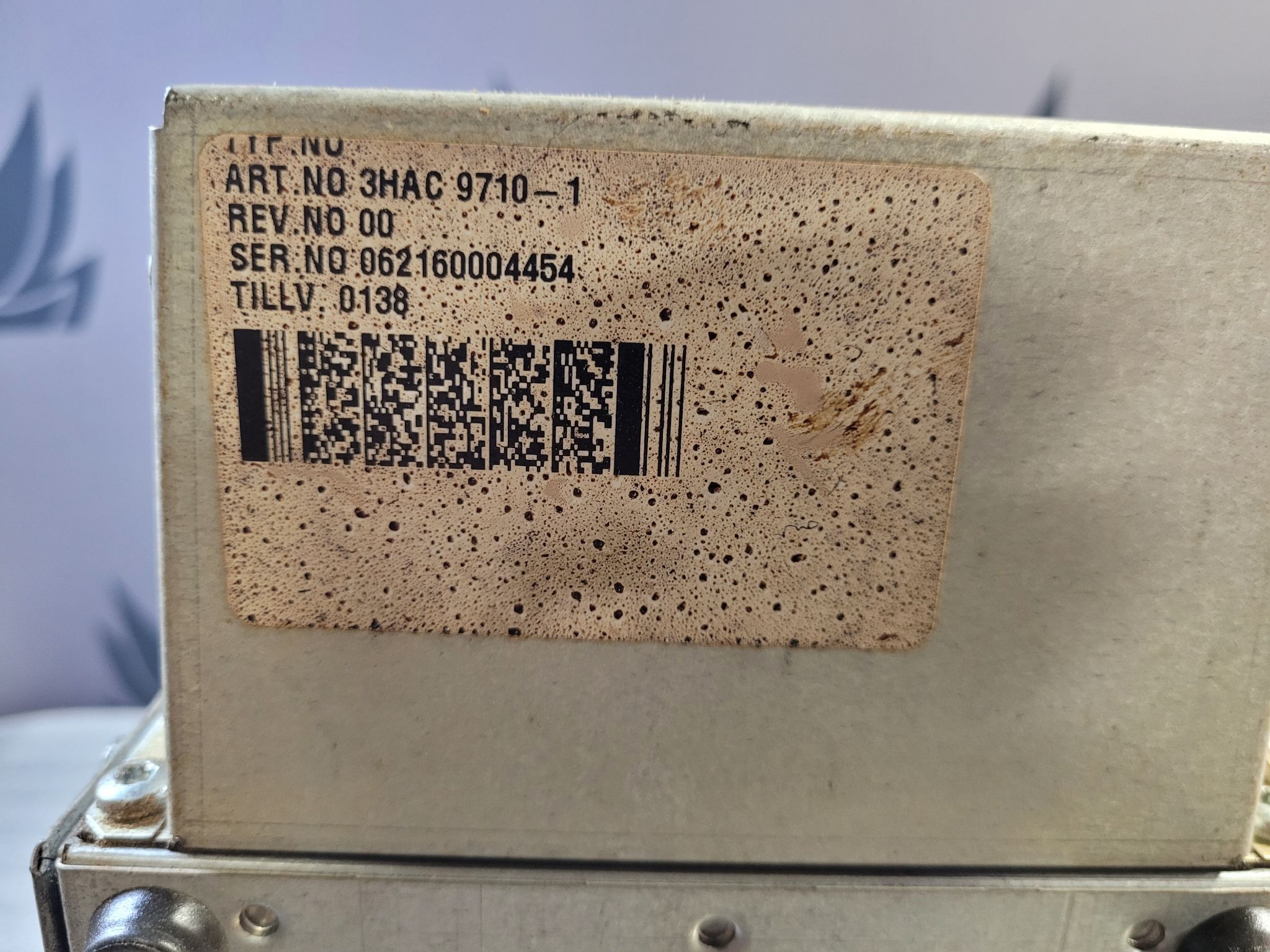 ABB 3HAC9710-1 ROBOT CONTROLLER WITH HEAT EXCHANGE UNIT USED 2