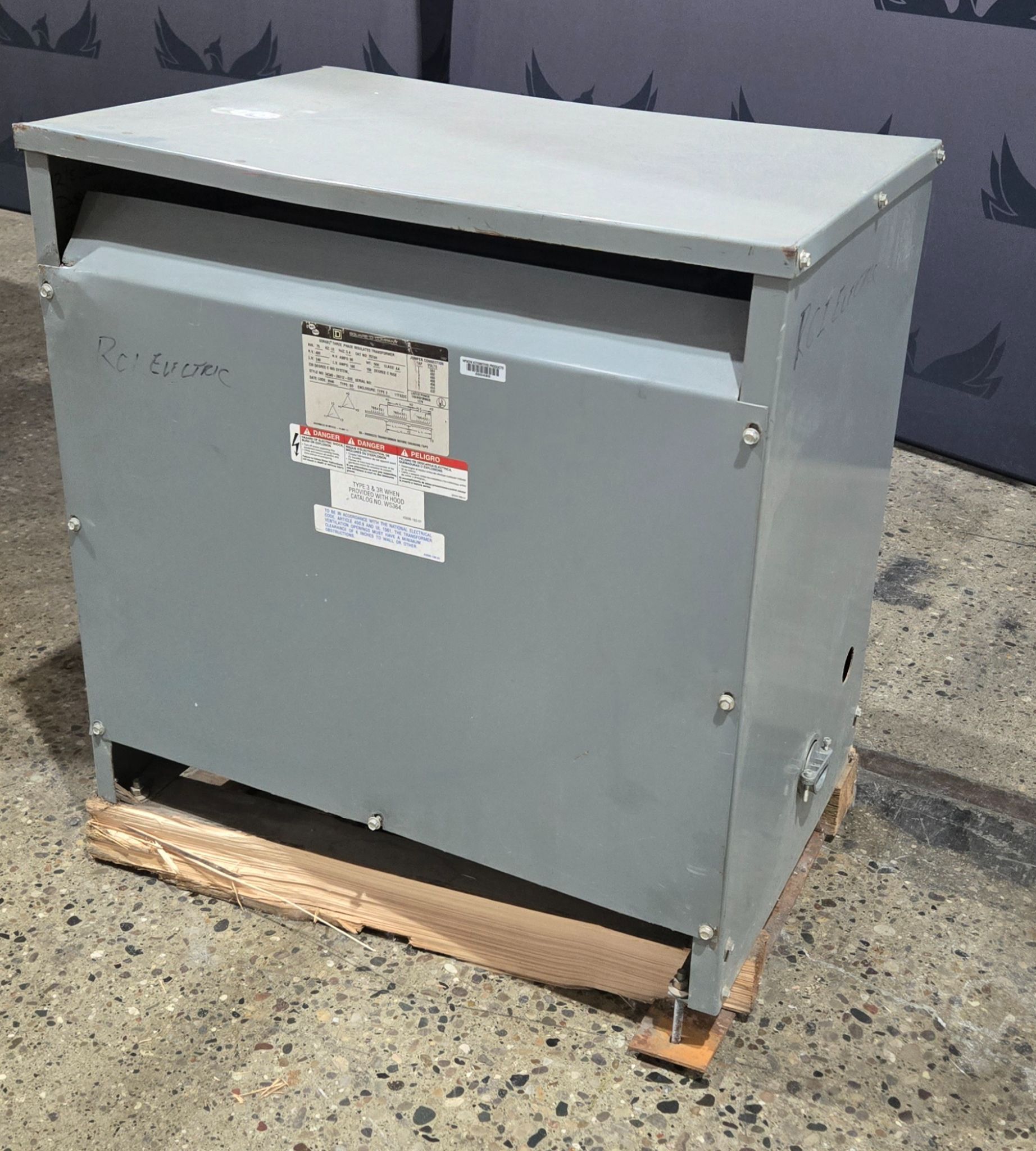 Square D 75T6H 75 kVa Transformer 3-PH, 480V - 240V USED 2