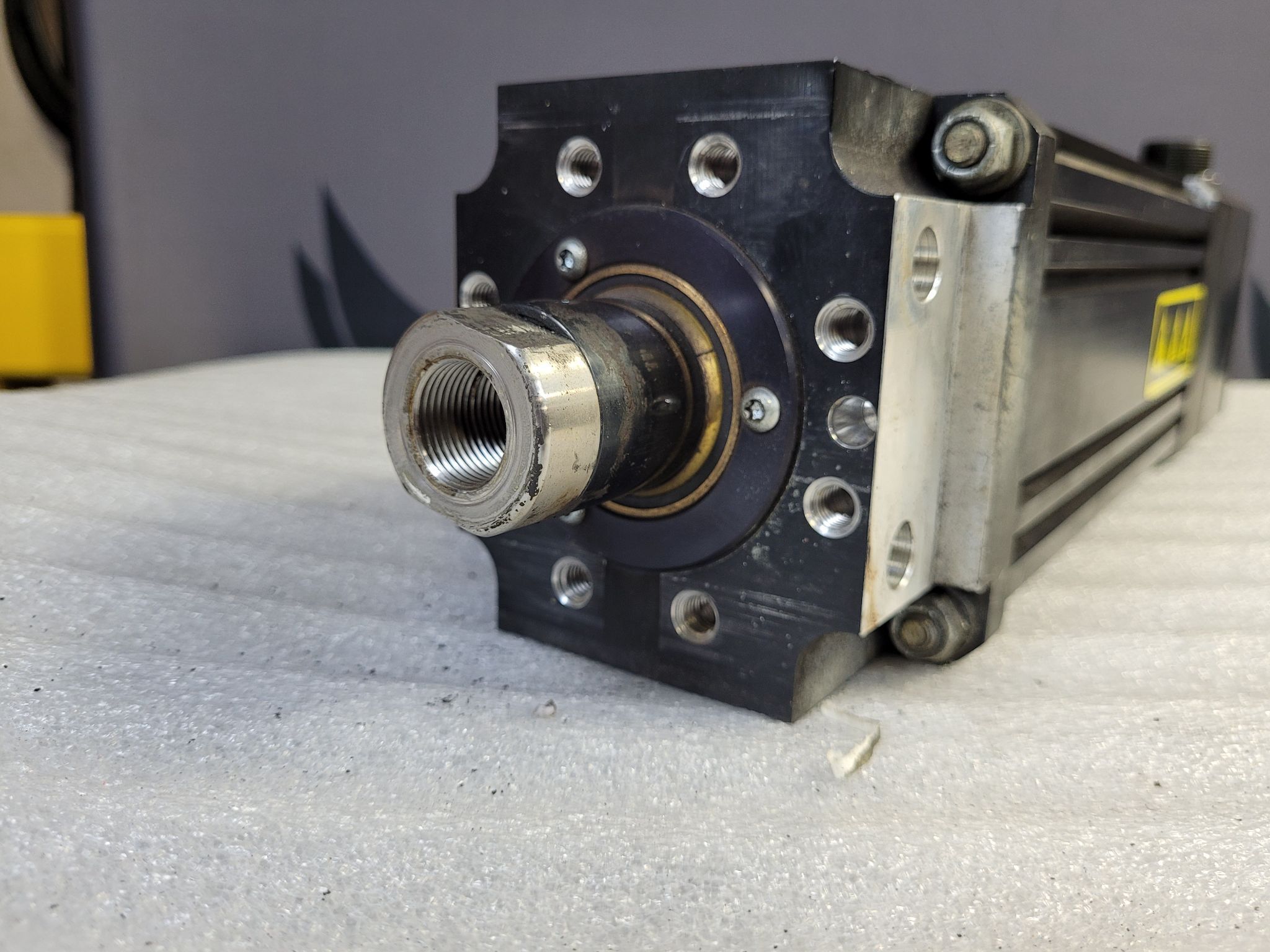 Tolomatic 2750-0049 GSWA Servo Actuator USED 2
