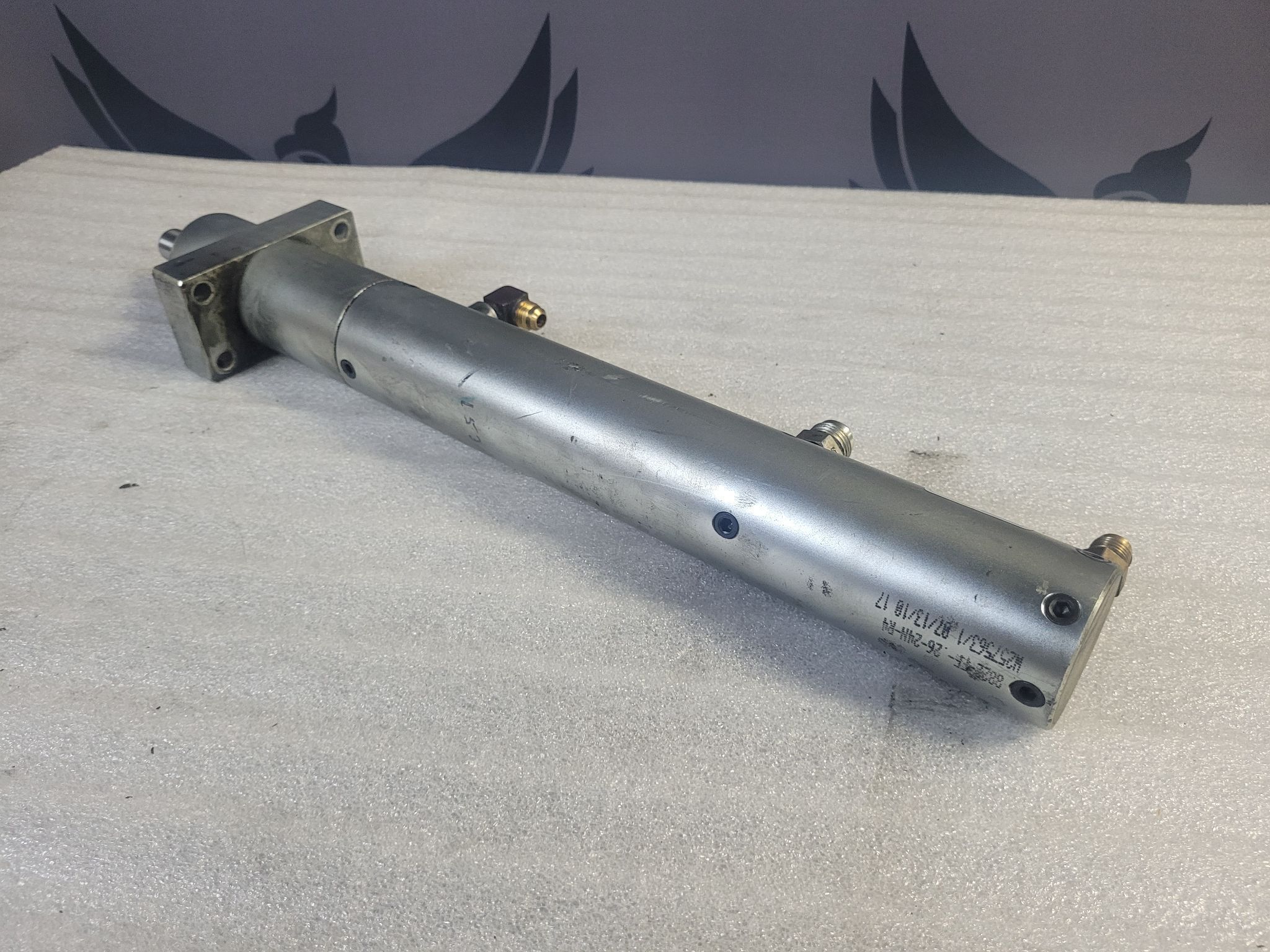 CENTERLINE WYS22FF2624NAR4 Pneumatic Air Cylinder USED 1