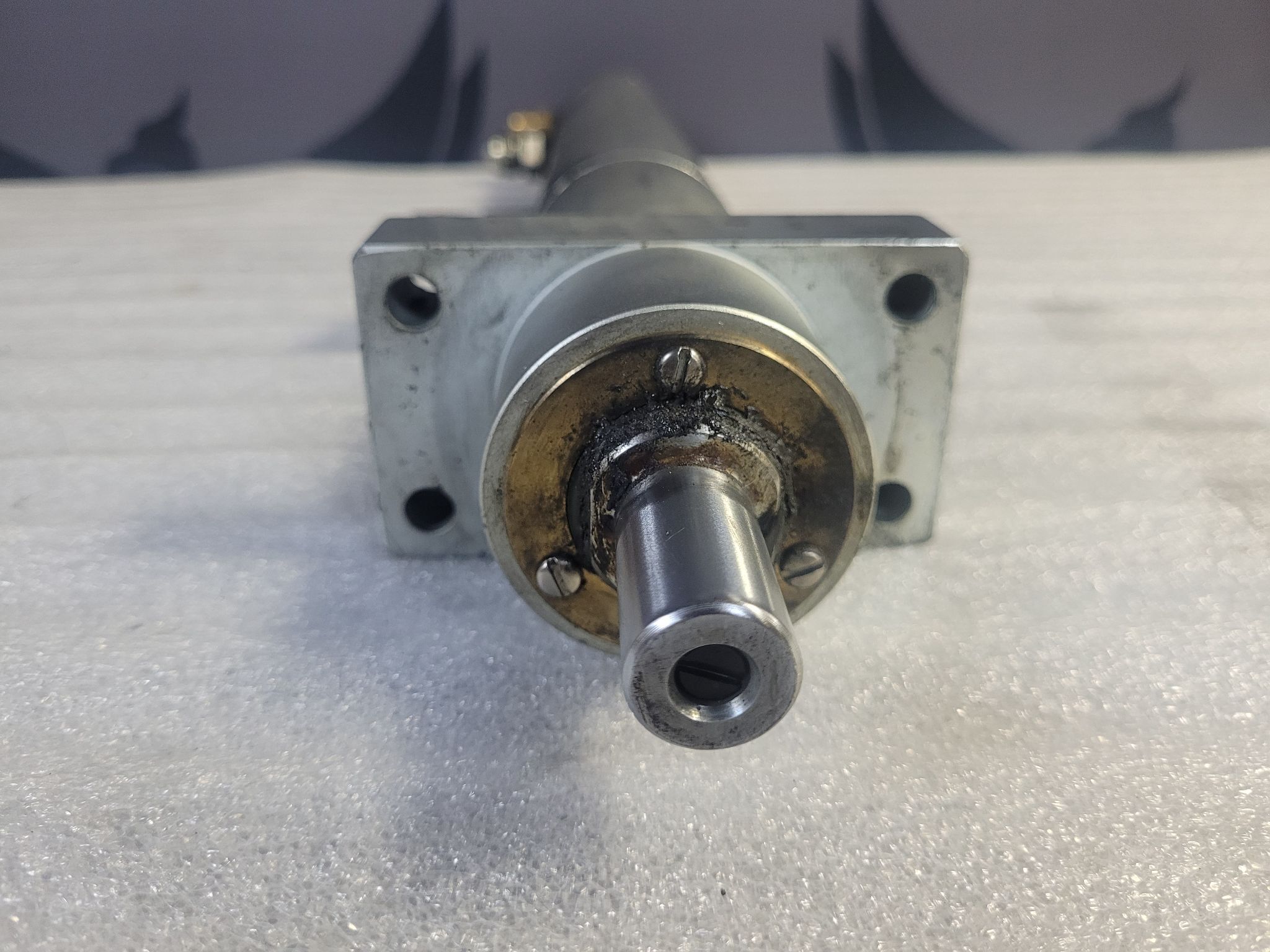 CENTERLINE WYS22FF2624NAR4 Pneumatic Air Cylinder USED 2
