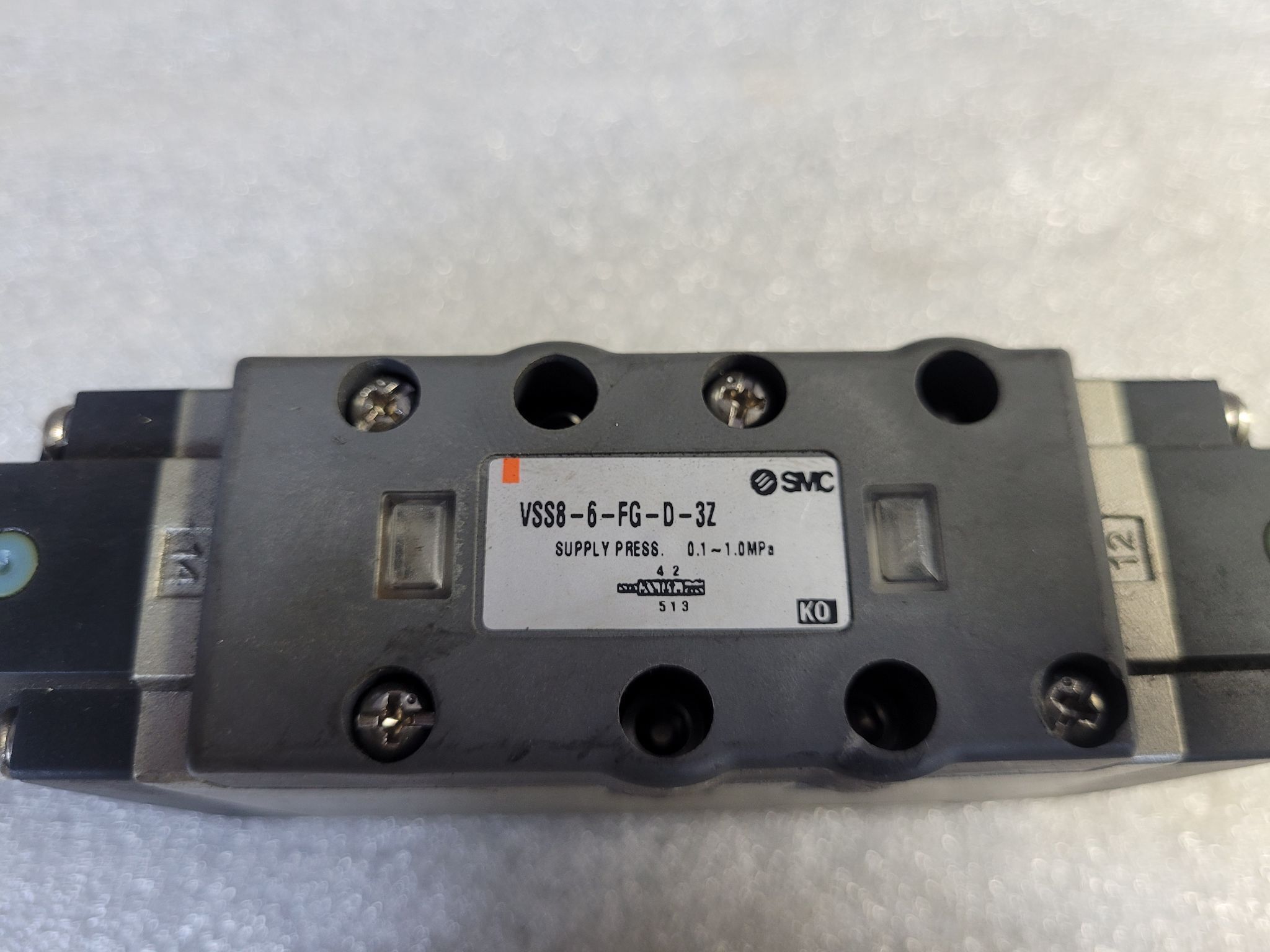 SMC VSS8-6-FG-D-3Z Solenoid Valve USED 2