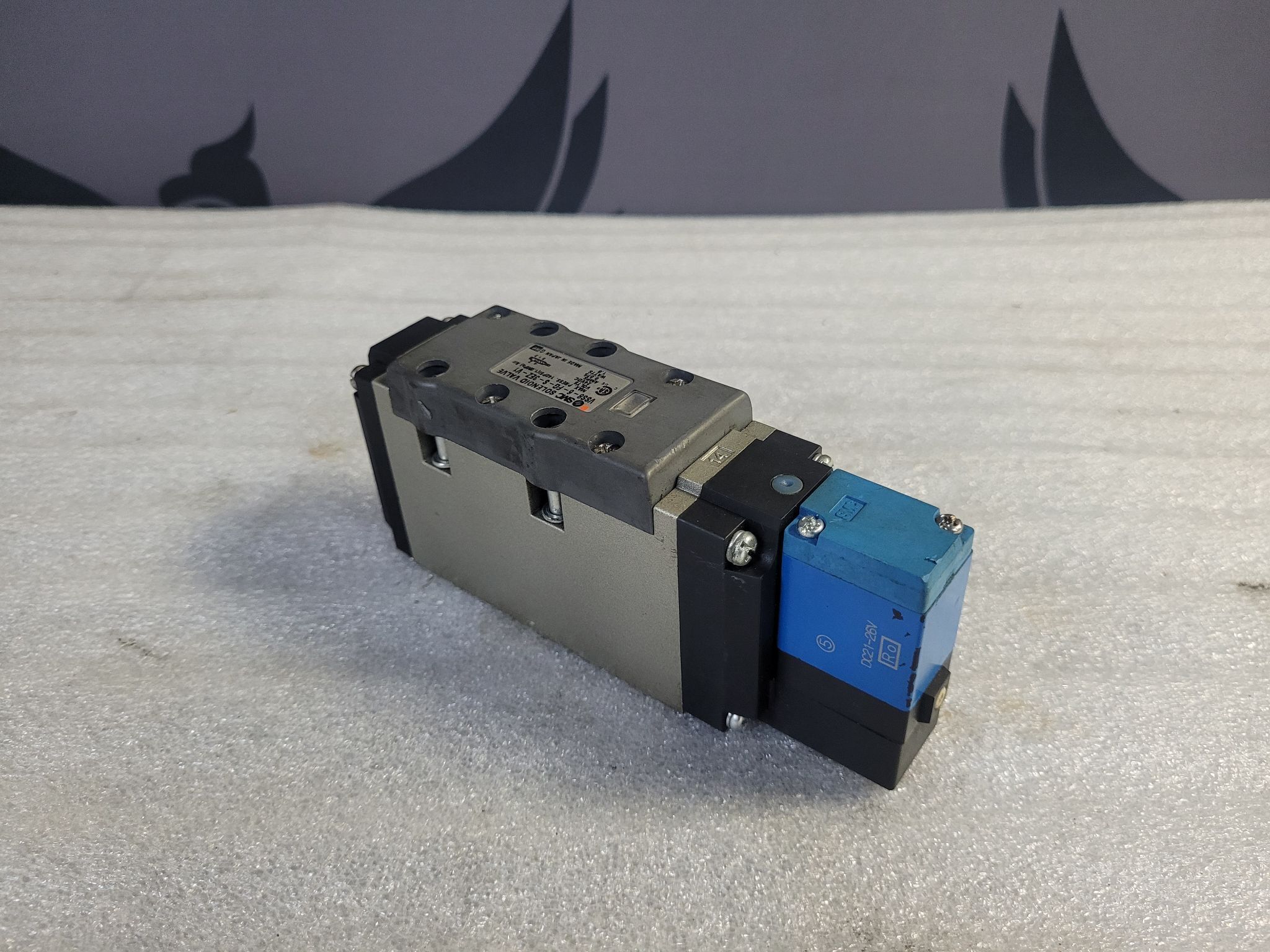 SMC VSS8-6-FG-S-3EZ-V1 Solenoid Valve USED 0