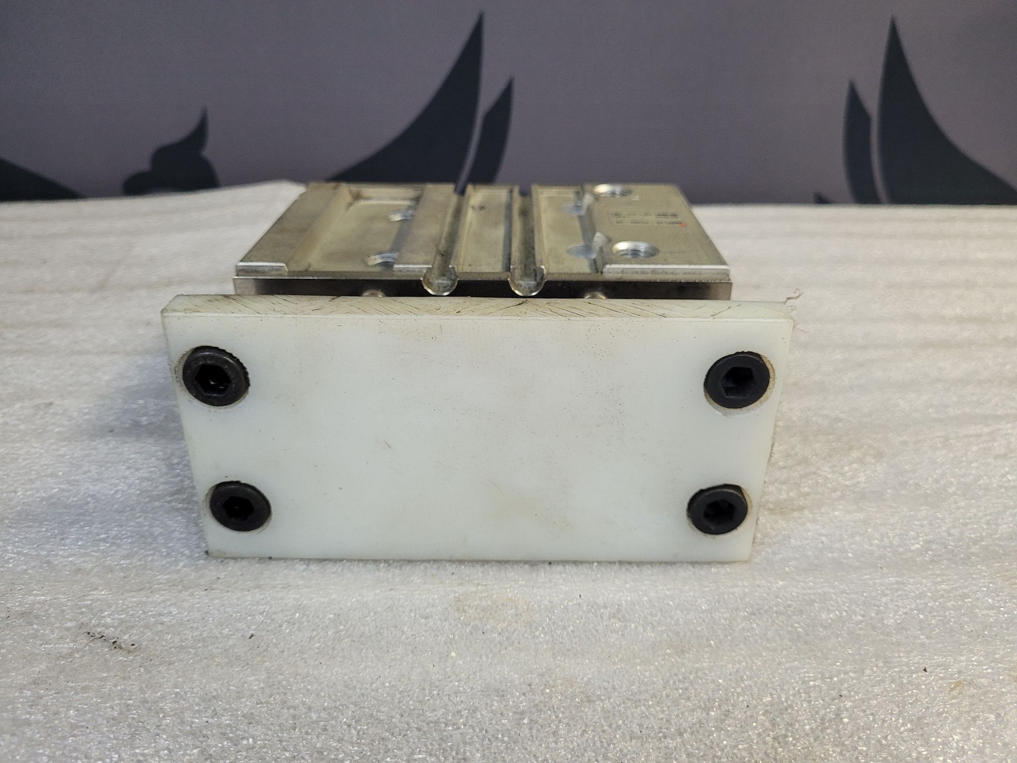 SMC MGPL50-T5294-25 50 mm Guided Air Cylinder USED 2