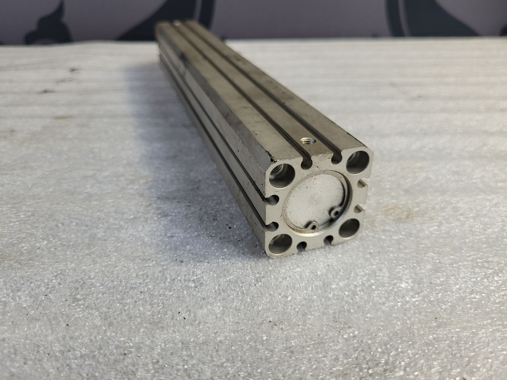 SMC CDQSB25-250DC-XC6 Pneumatic Cylinder USED 2