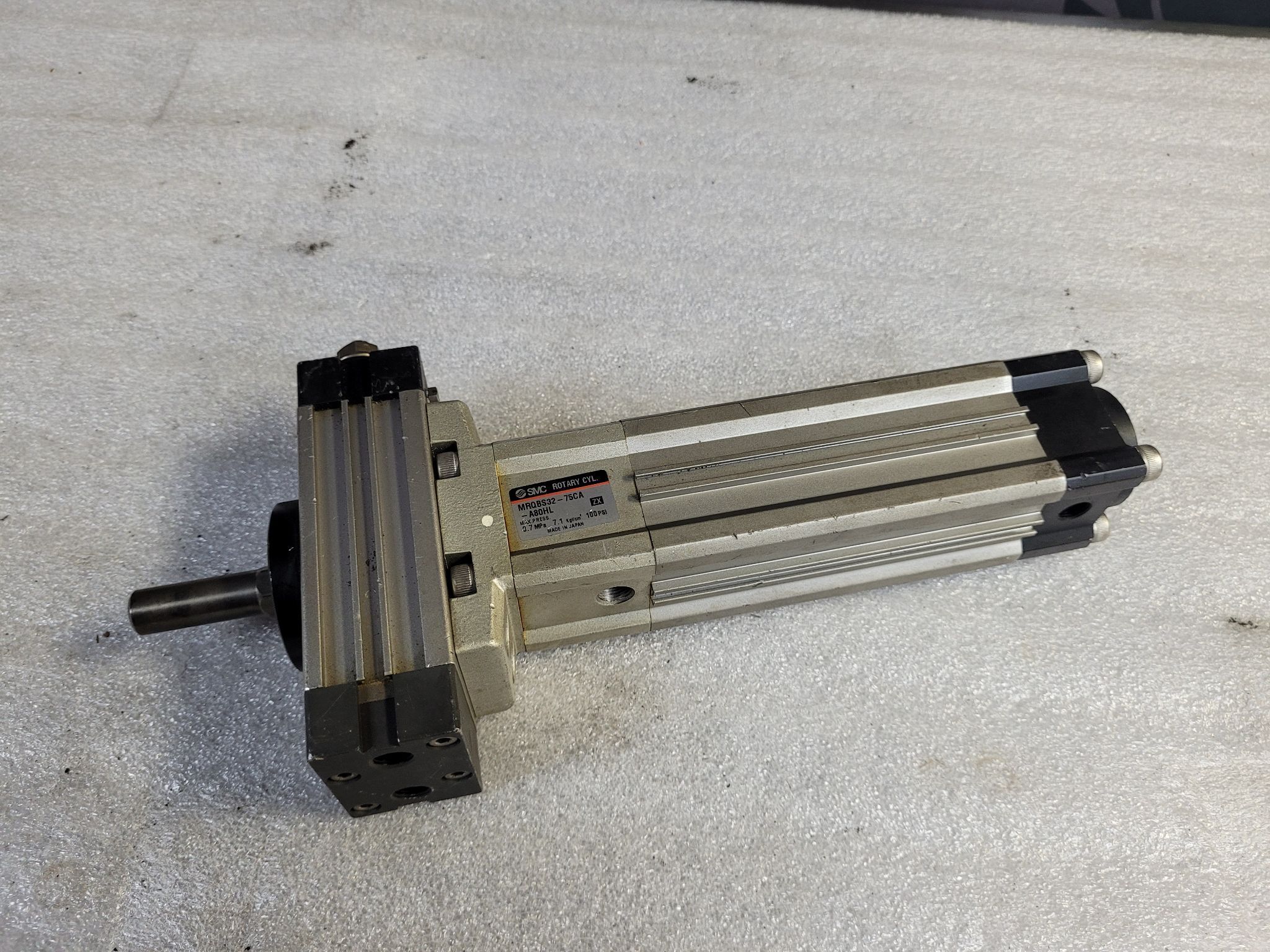 SMC MRQBS32-75CA-A80HL Pneumatic Rotary Cylinder USED 0