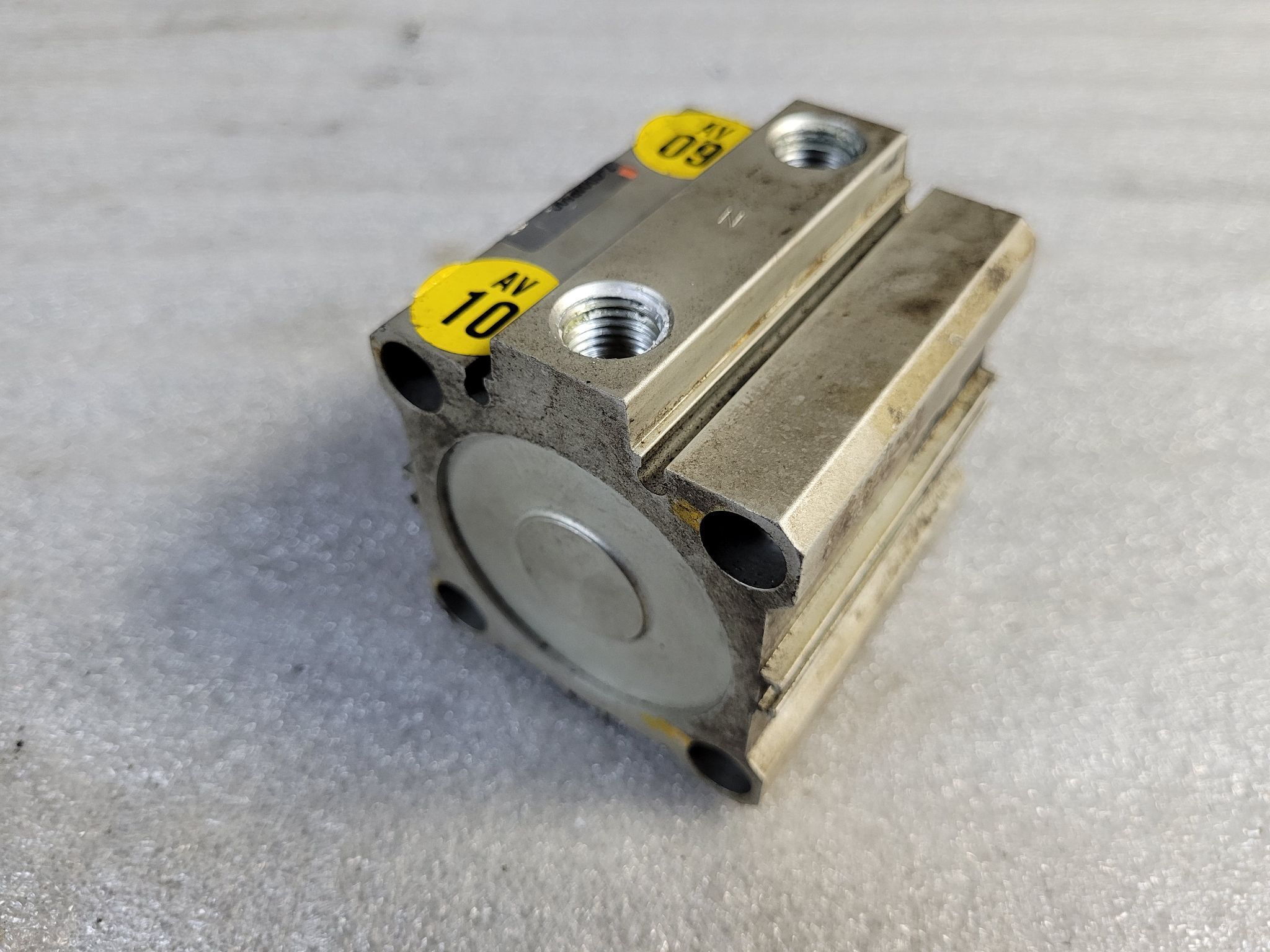 SMC Z-CDQ2B50C-J8149-30 Compact Pneumatic Cylinder USED 1