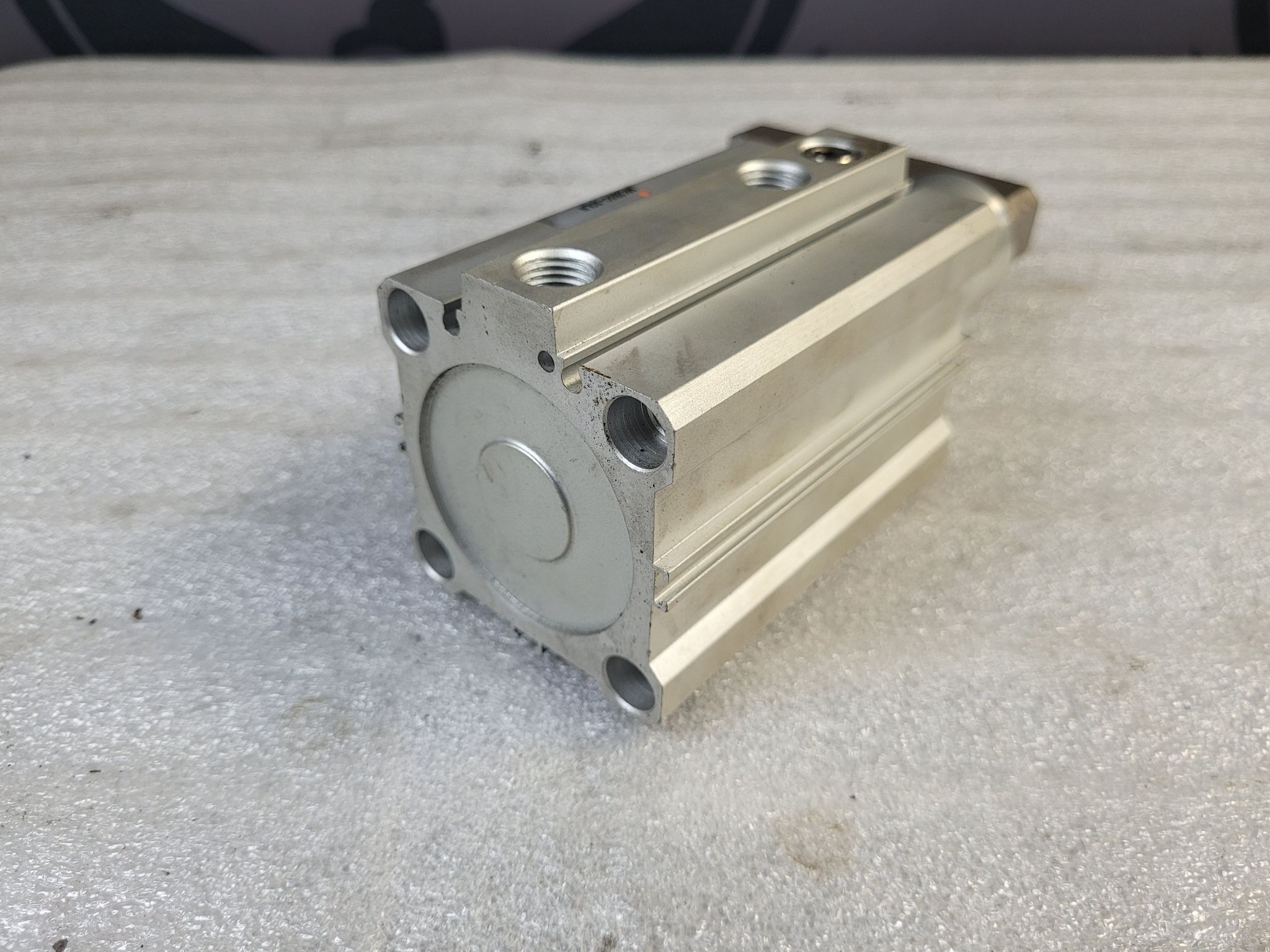 SMC MK2B50-20LN Pneumatic Cylinder USED 1