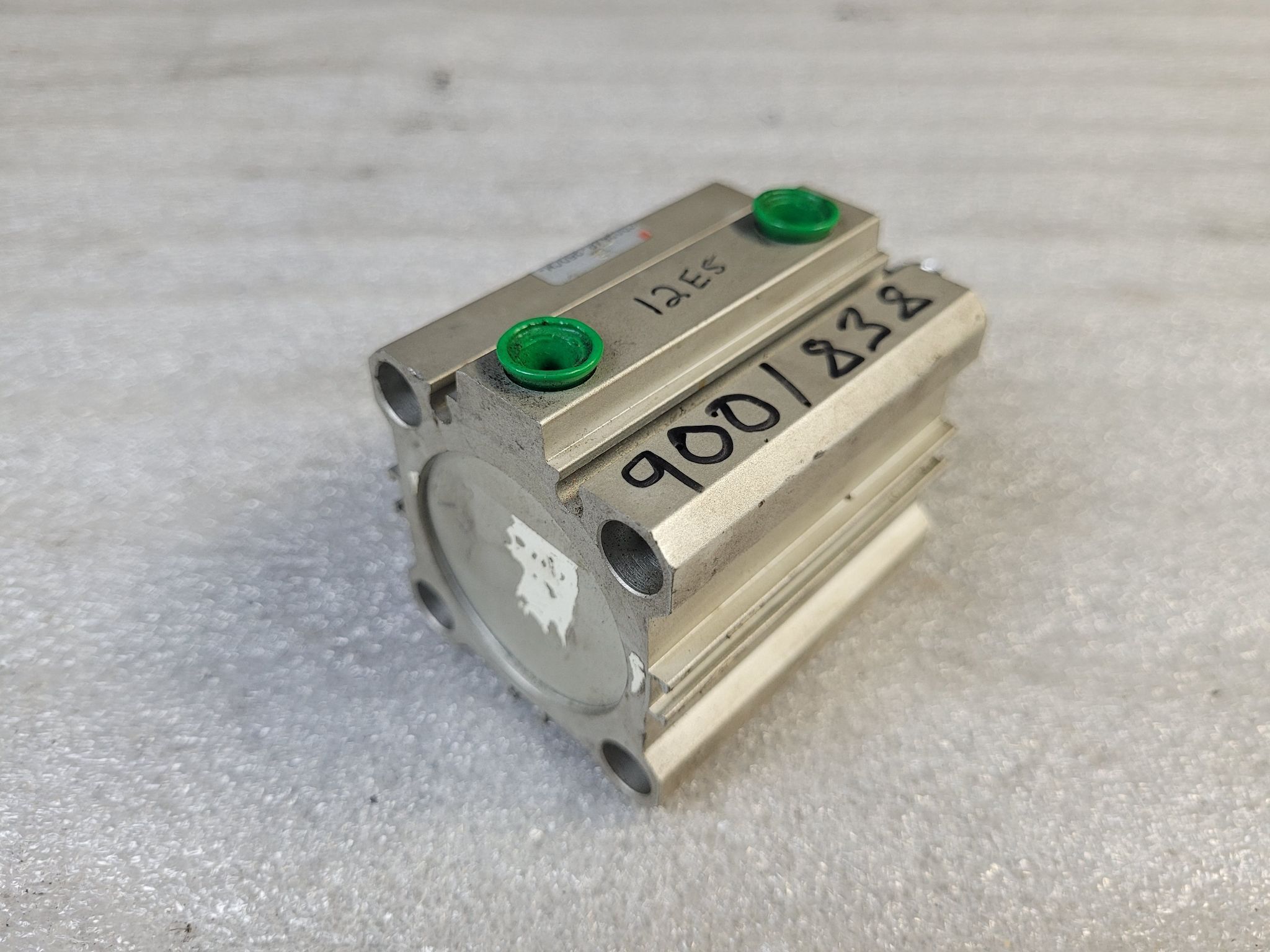 SMC CDQ2B40-25DCM-A73-571 Pneumatic Cylinder USED 1