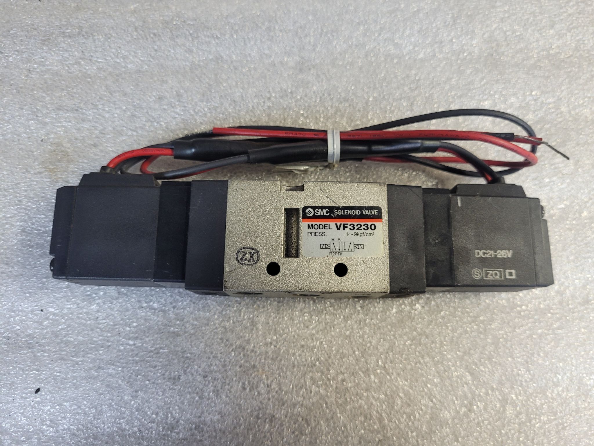 SMC VF3230 Solenoid Valve USED 2