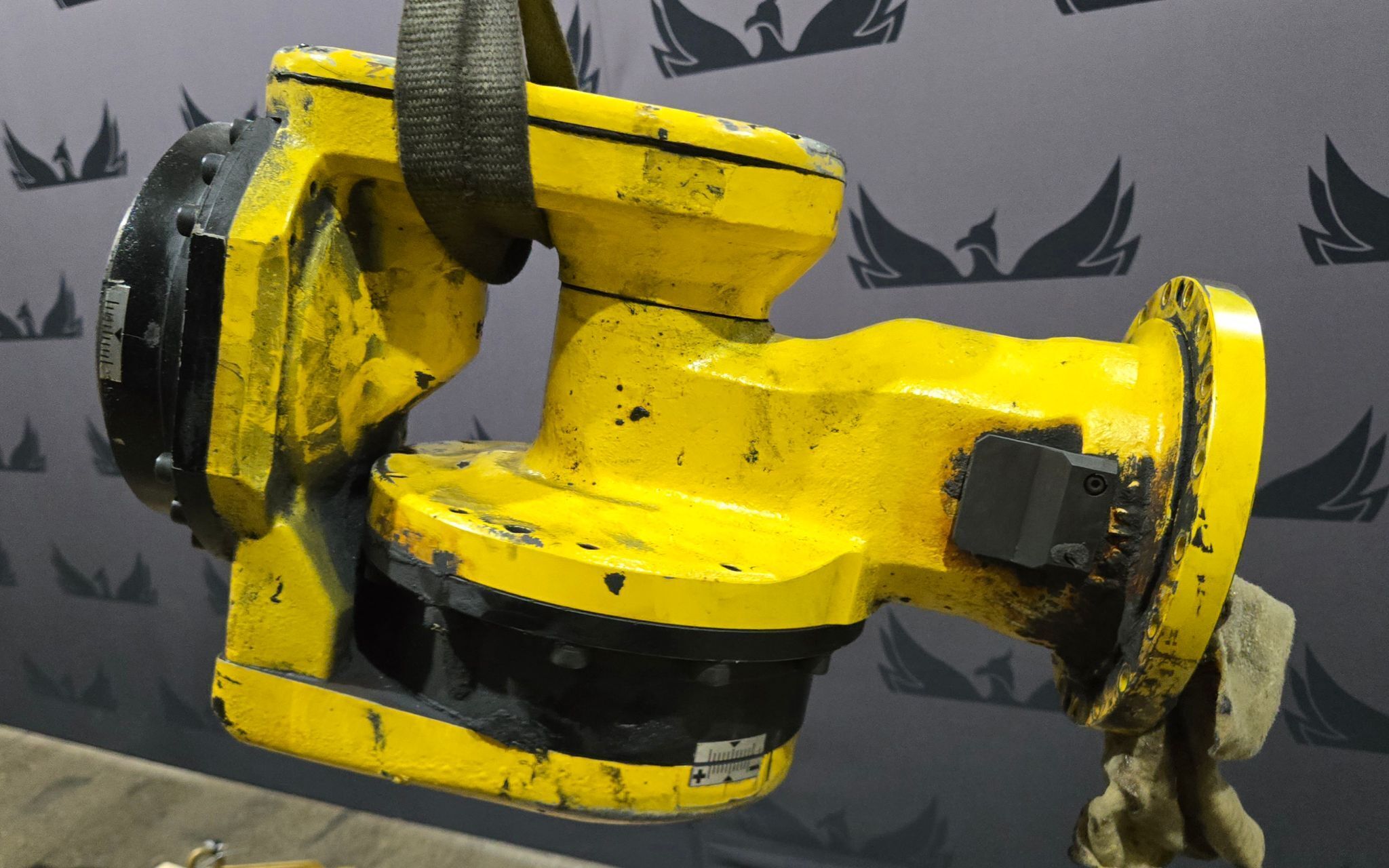 FANUC ROBOT WRIST FOR S-430iF ARM 6-AXIS INDUSTRIAL USED 1