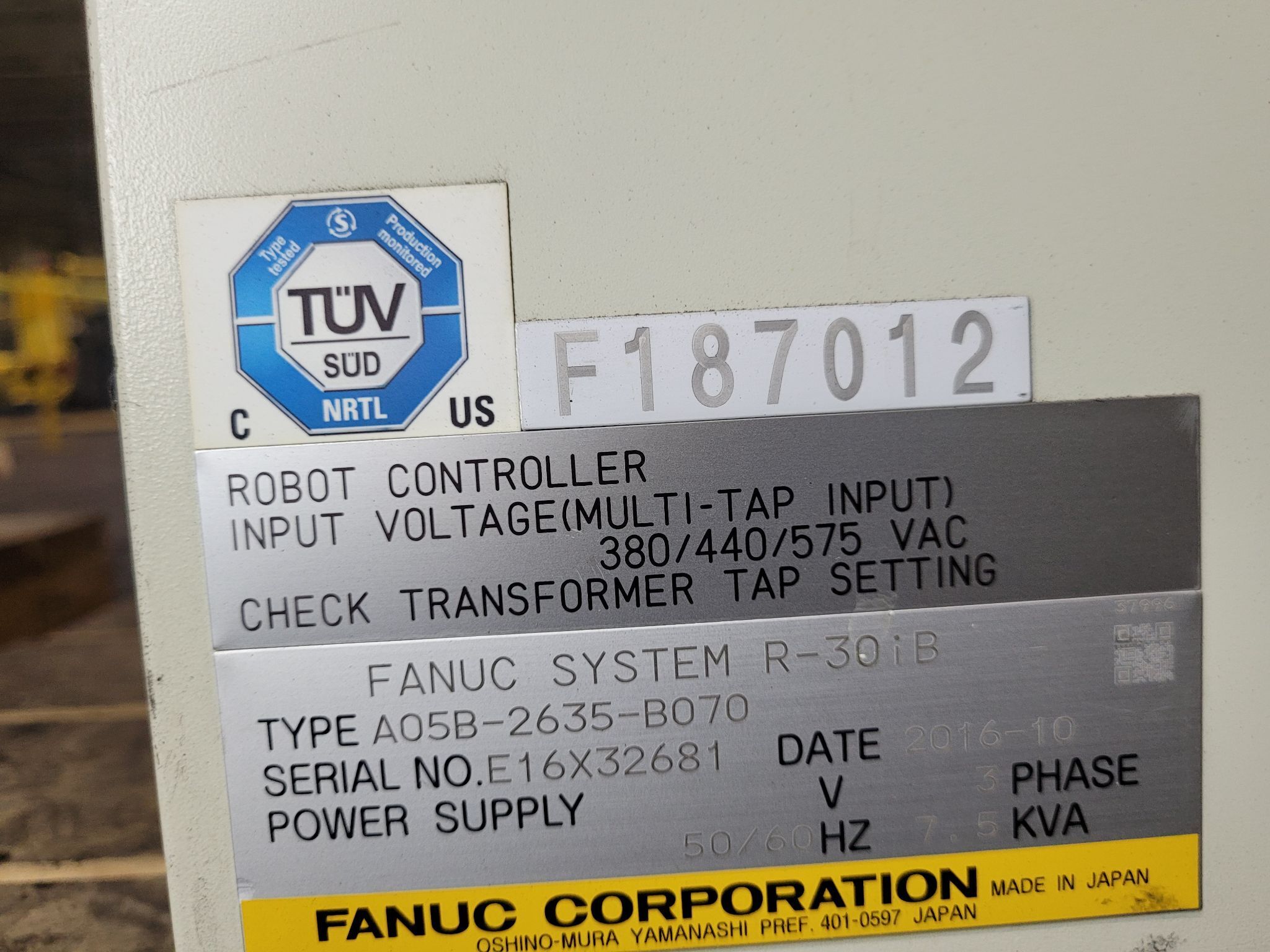 FANUC R-2000iC/210F w/ R-30iB Controls Refurbished - MISSING WRIST 9