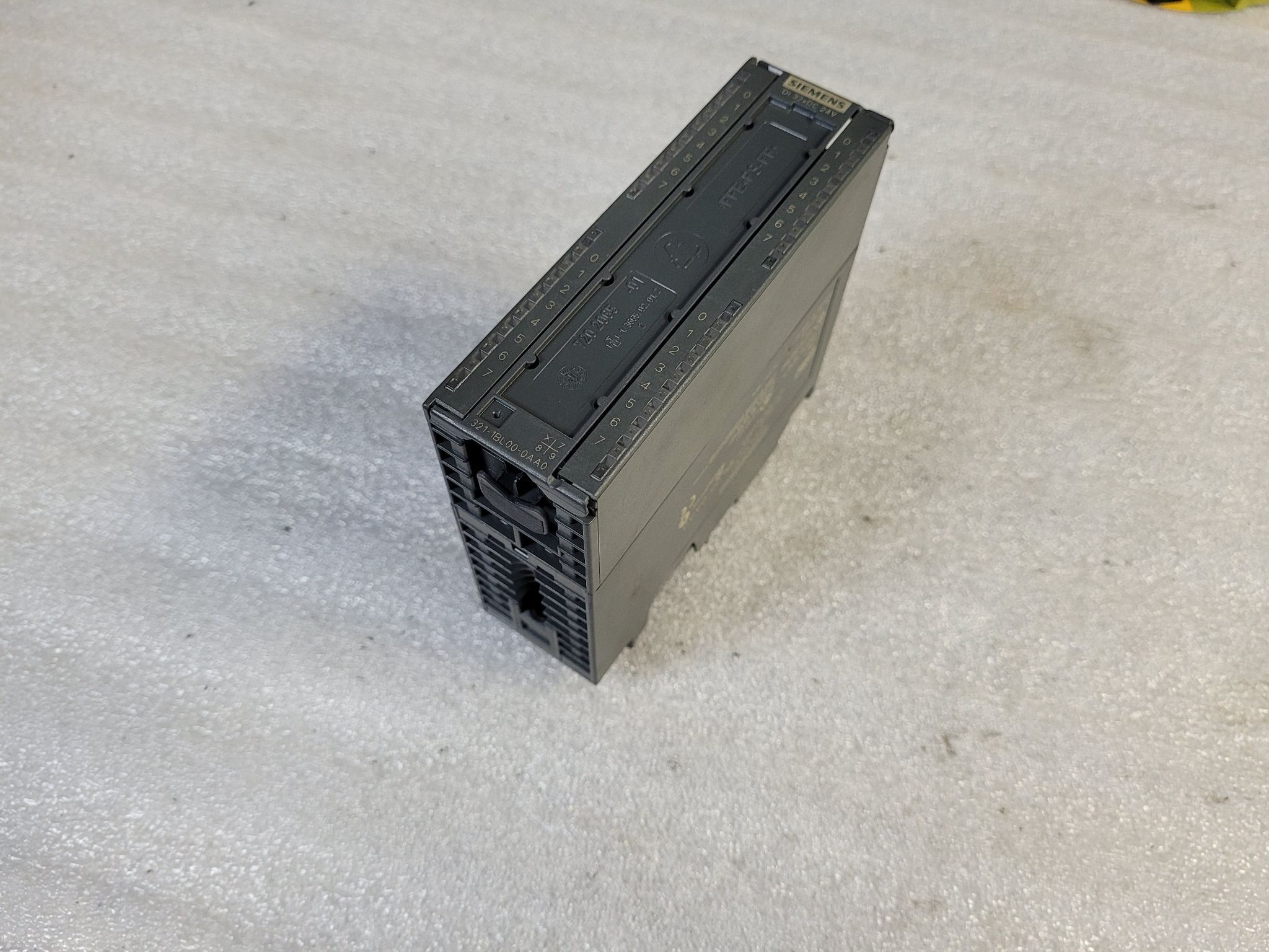 SIEMENS 6ES7 321-1BL00-0AA0 SM321 Digital Input Module 32DI 24VDC USED 0