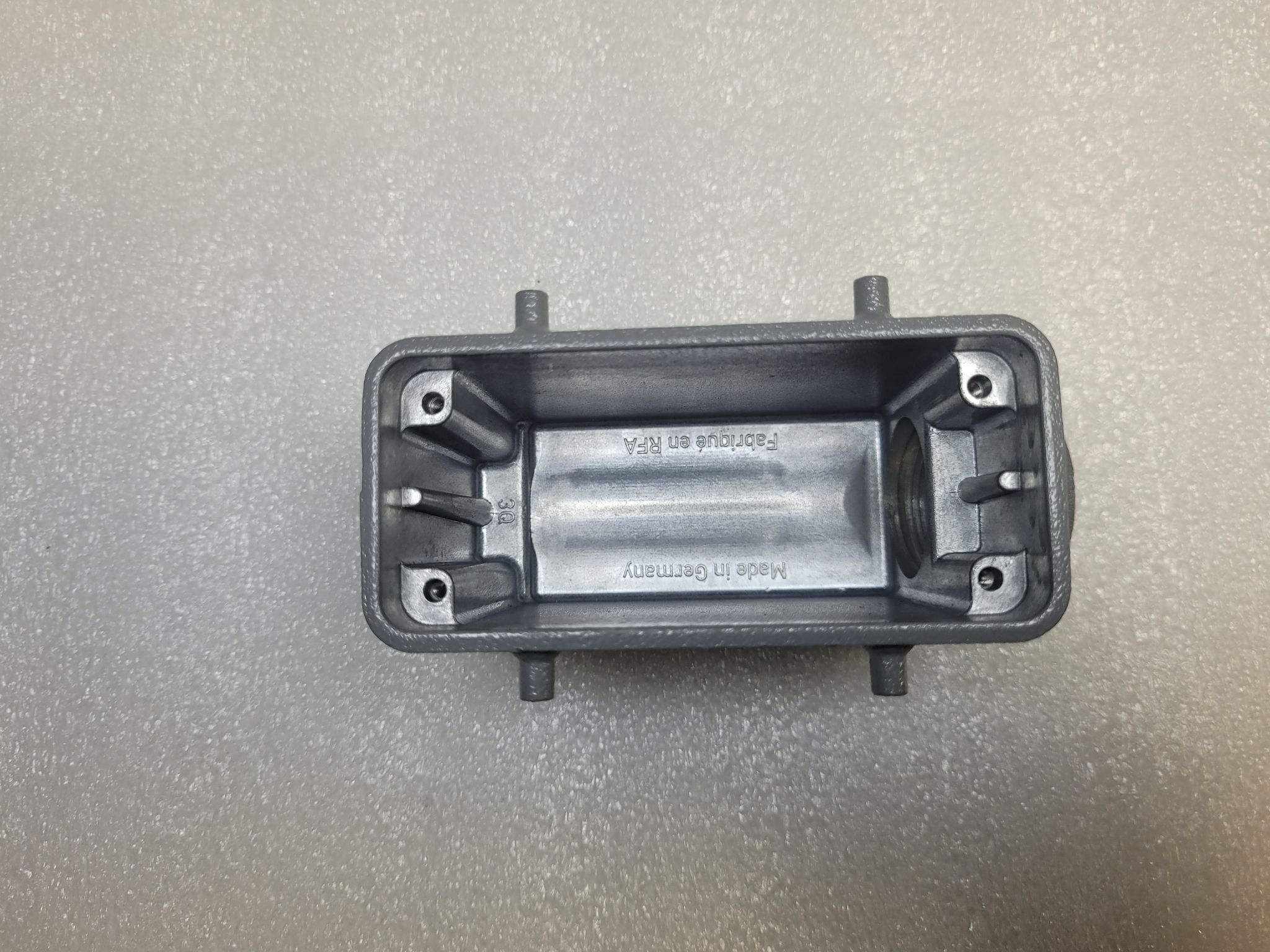 HARTING Han 16B-gs-M32 Heavy Duty Connector Hood Side Entry M32 NEW 2