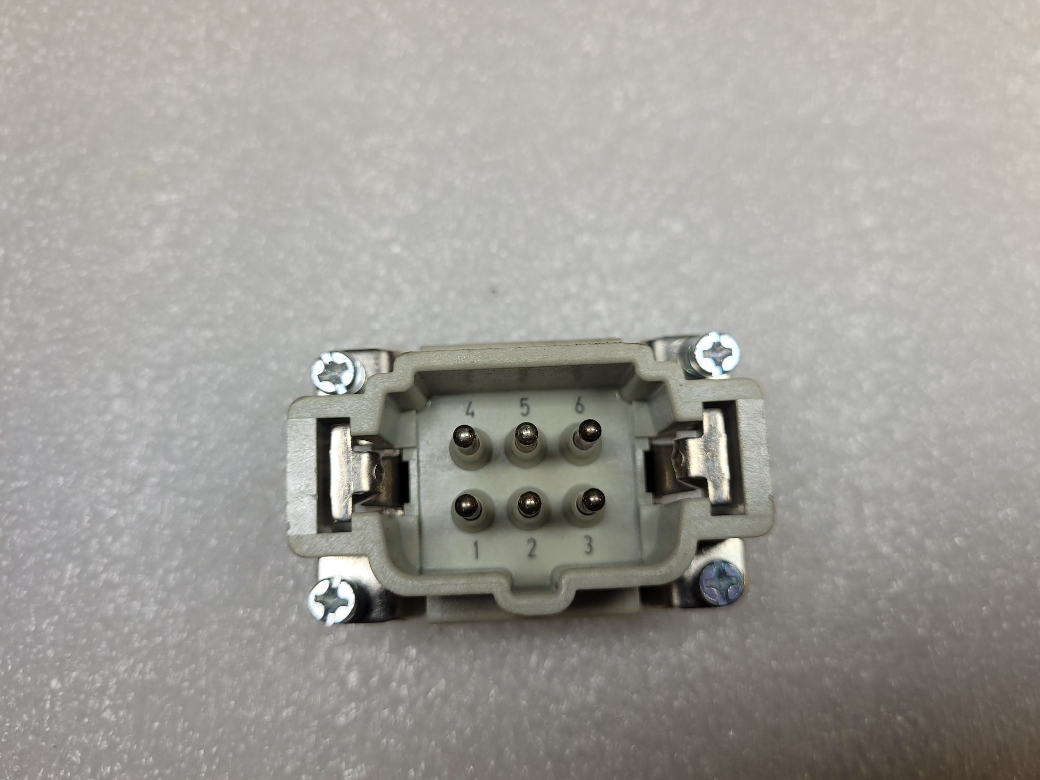 HARTING Han-6E-STI-S Male Connector Insert 6-Pin 16A 500V NEW 2