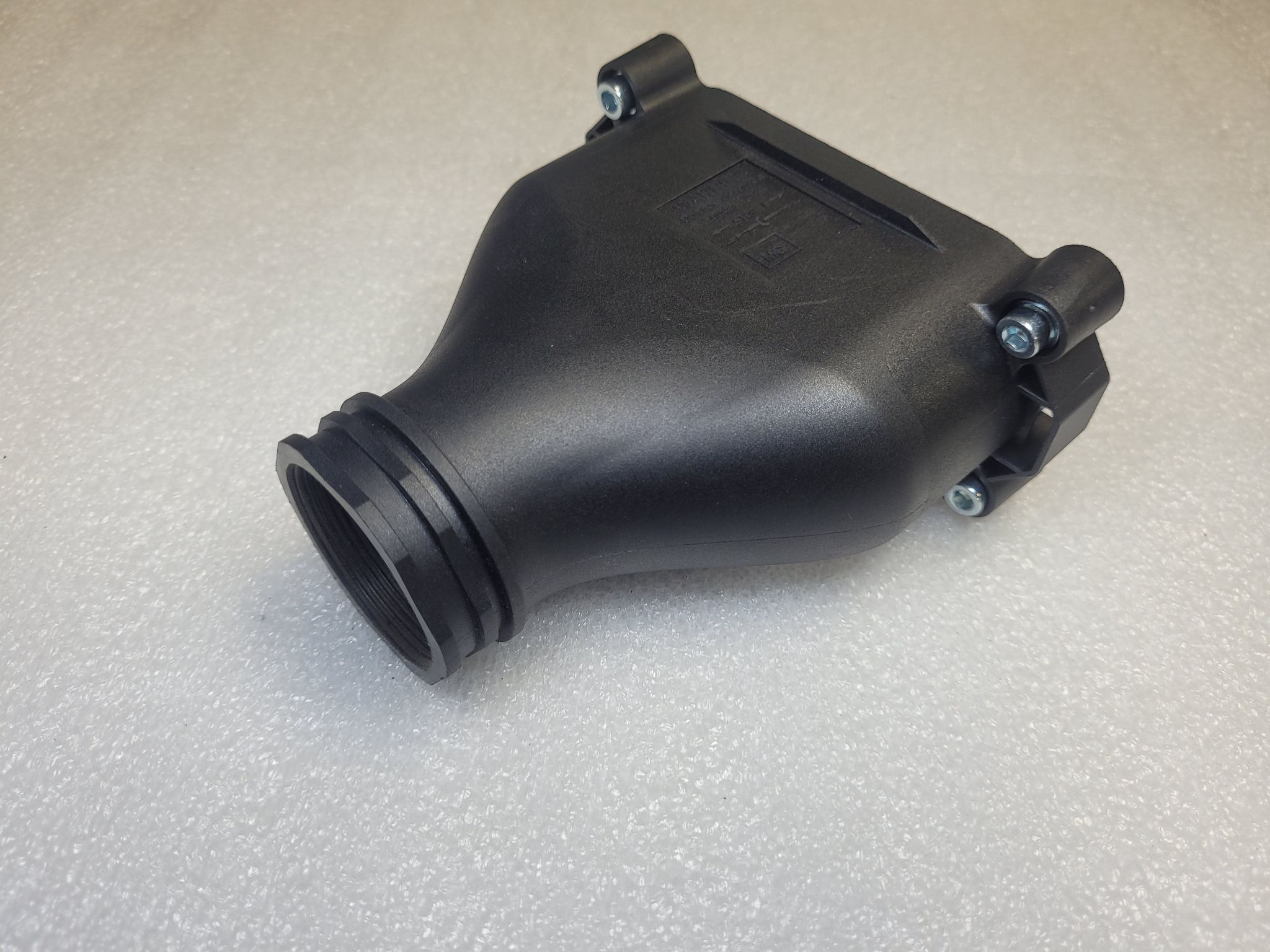 STAUBLI ROBIFIX-B35-FZEM Flange Mount Socket Connector w/ Strain Relief NEW 2