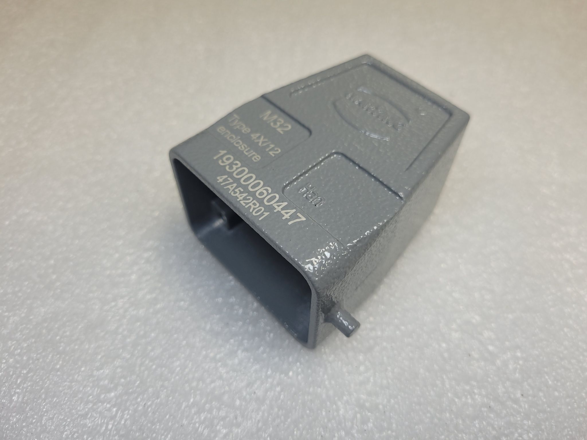 HARTING HAN-6B-GG-M32 Heavy Duty Connector Hood M32 Entry NEW 1