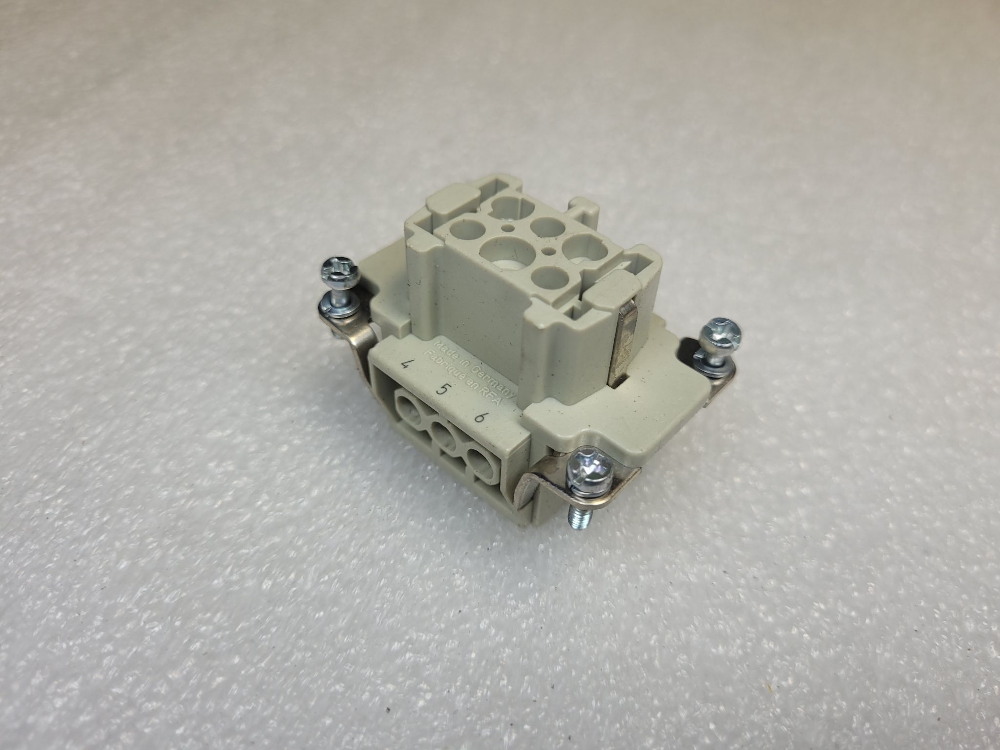 HARTING HAN-6E-BU-S Female Connector Insert 6-Pin Screw Termination NEW 1