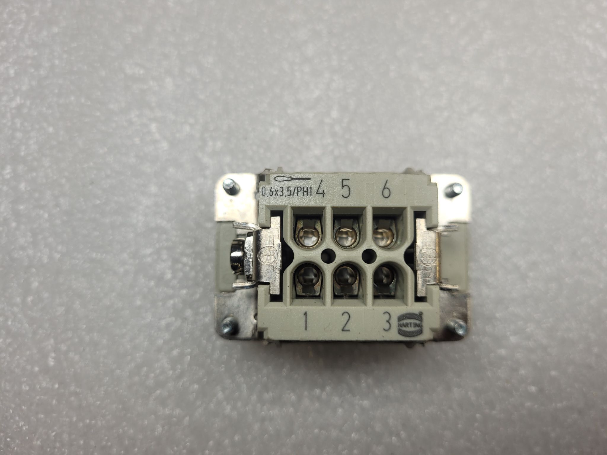 HARTING HAN-6E-BU-S Female Connector Insert 6-Pin Screw Termination NEW 3