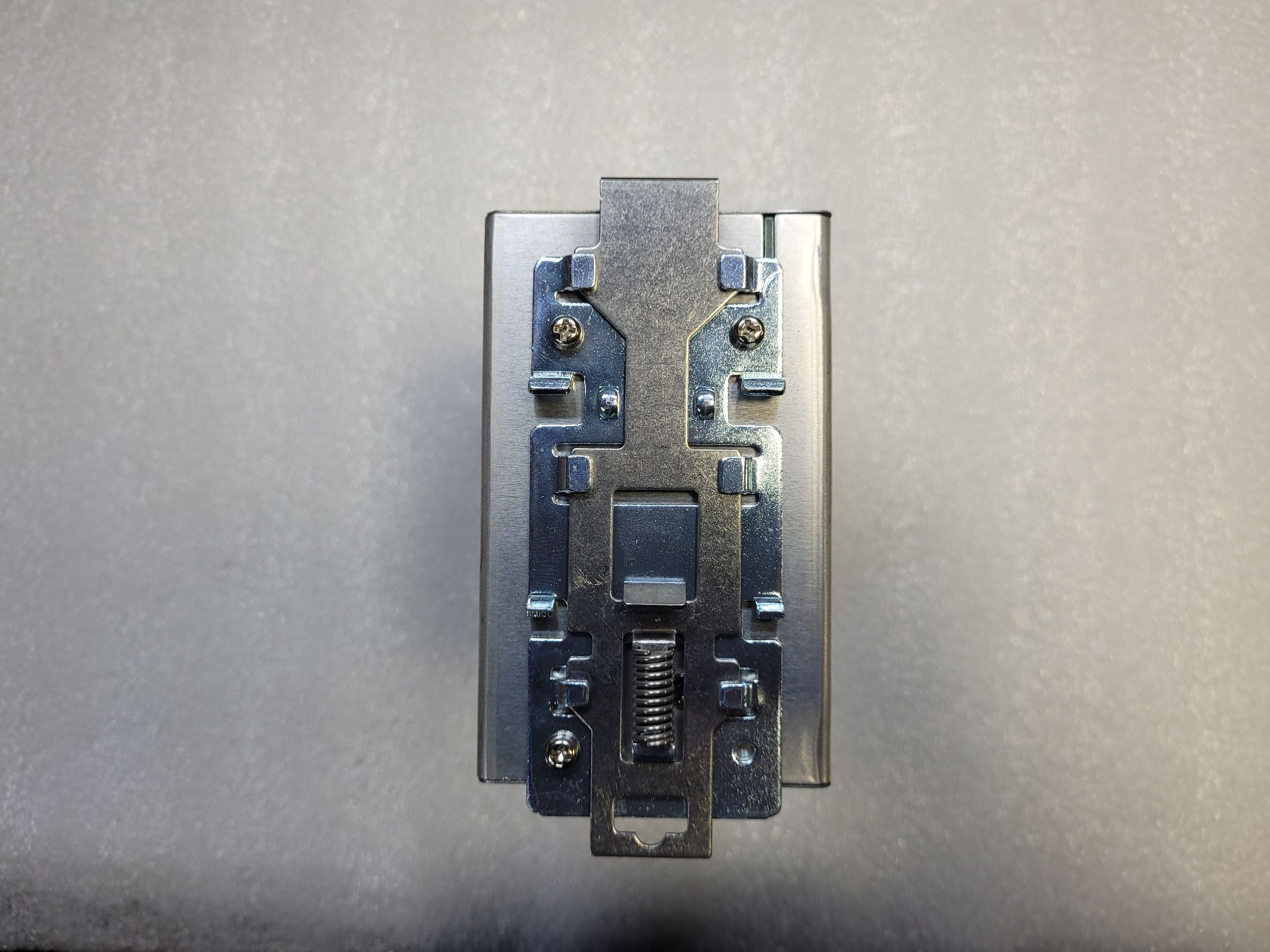 TDK-LAMBDA DLP100-24-1/C2A DIN Rail Power Supply 24VDC 3.7A USED 2