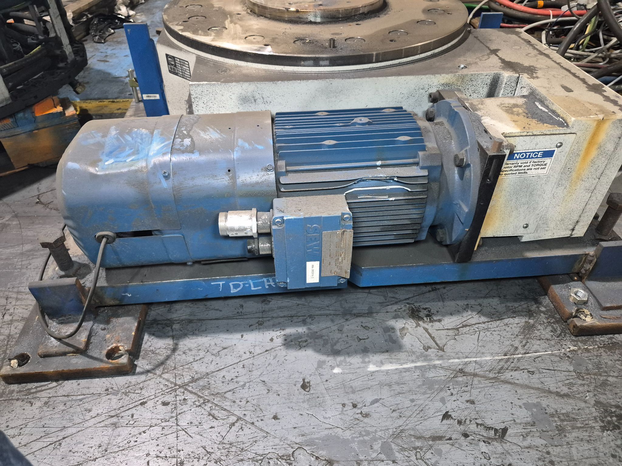 WEISS CR700CAA Heavy-Duty Rotary Indexing Table USED 2