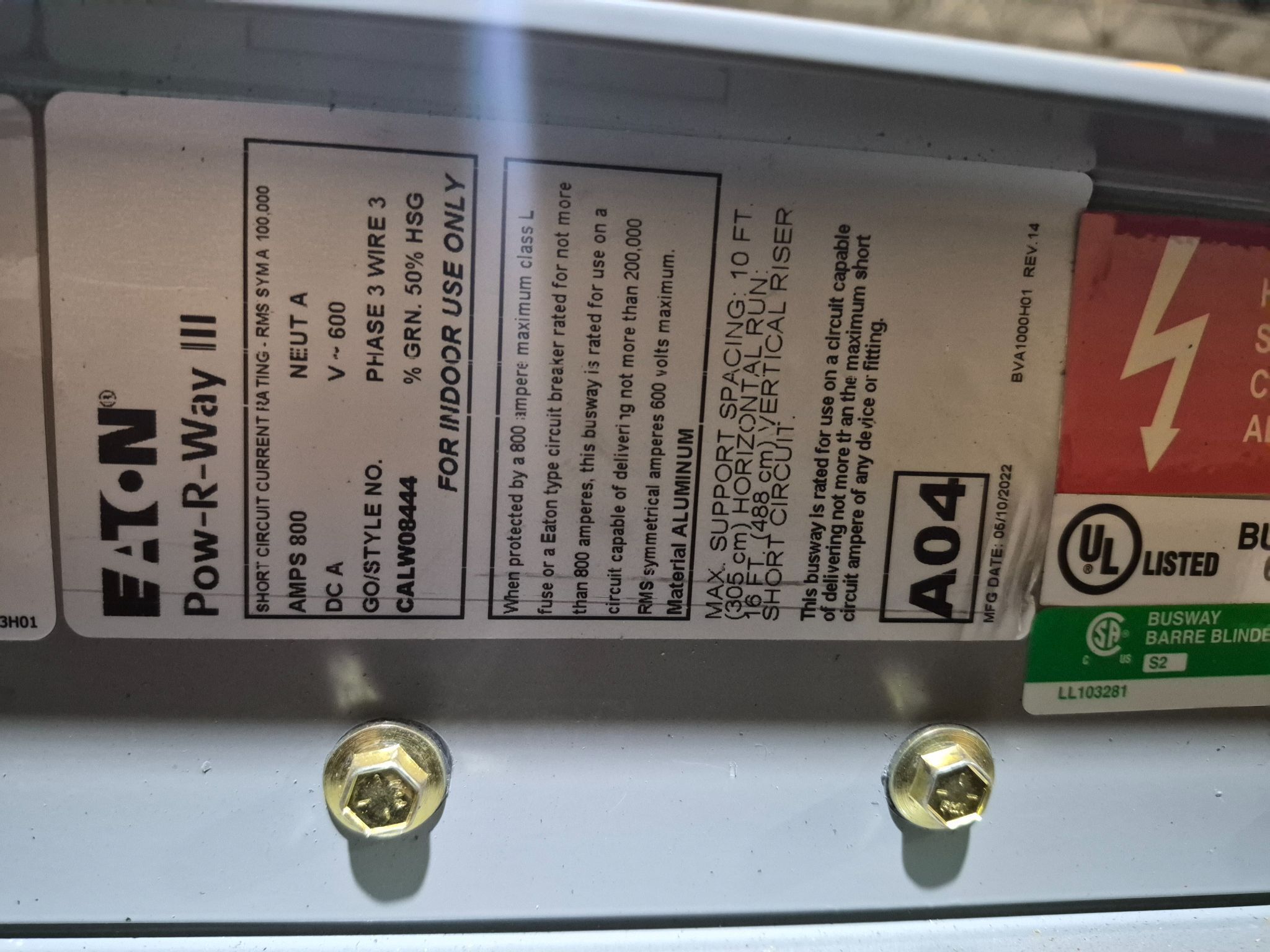 EATON 800A POW-R-WAY III 10' Al Plug-In Busway 600V 3W Indoor NEW 4