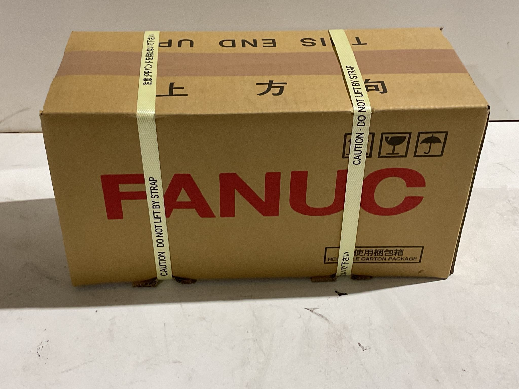 FANUC A06B‑0221‑B200 AC Servo Motor NEW IN BOX 1