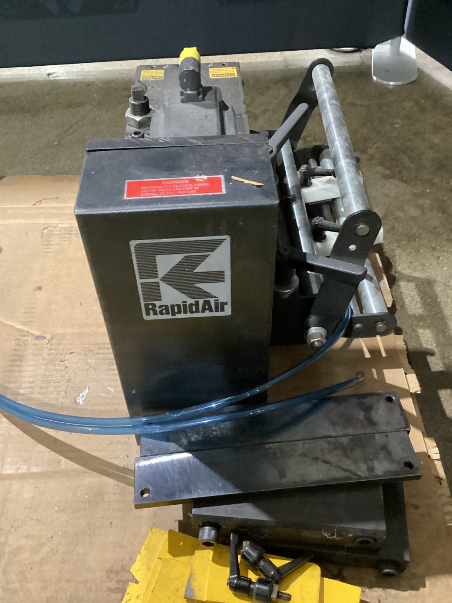 RAPID AIR 112D 8" Coil Feeder Max 0.085" USED - AS-IS 5