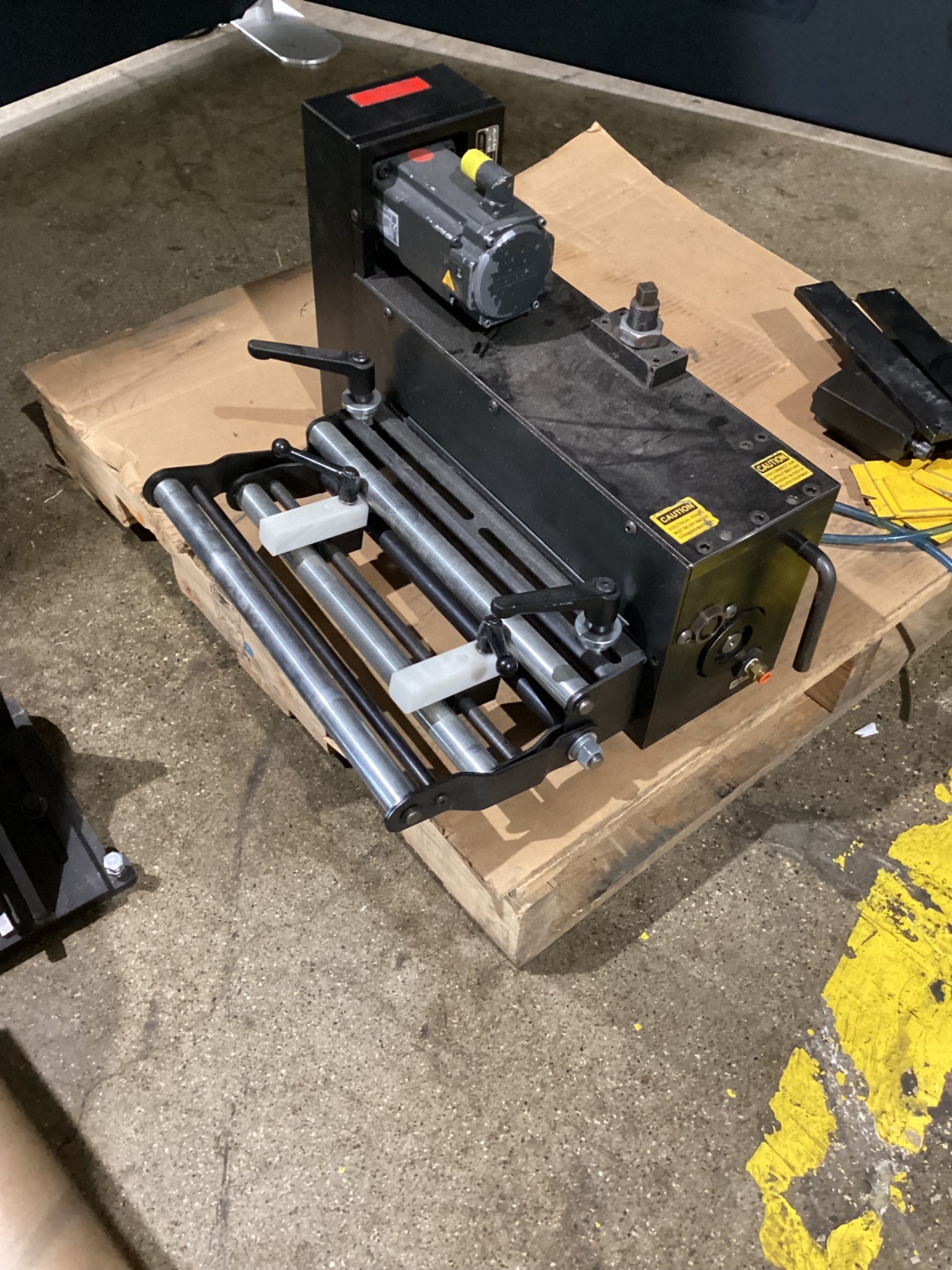 RAPID AIR 112D 8" Coil Feeder Max 0.085" USED - AS-IS 1